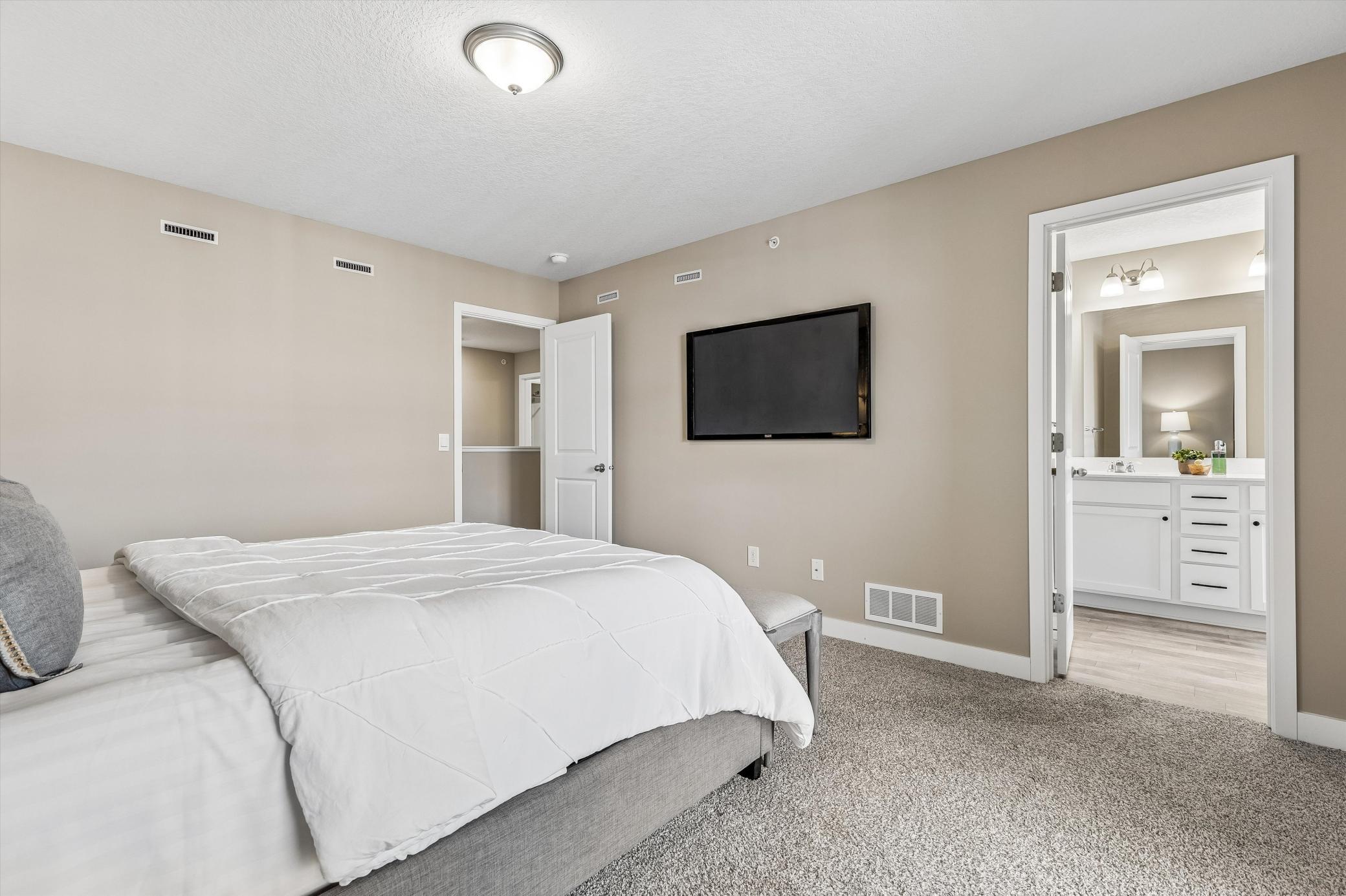 View of Residential at 16451 Jaffna Place, Lakeville MN 55044, Lakeville (14 of 27) - Mike Wilen | Minnesota Team Real Estate