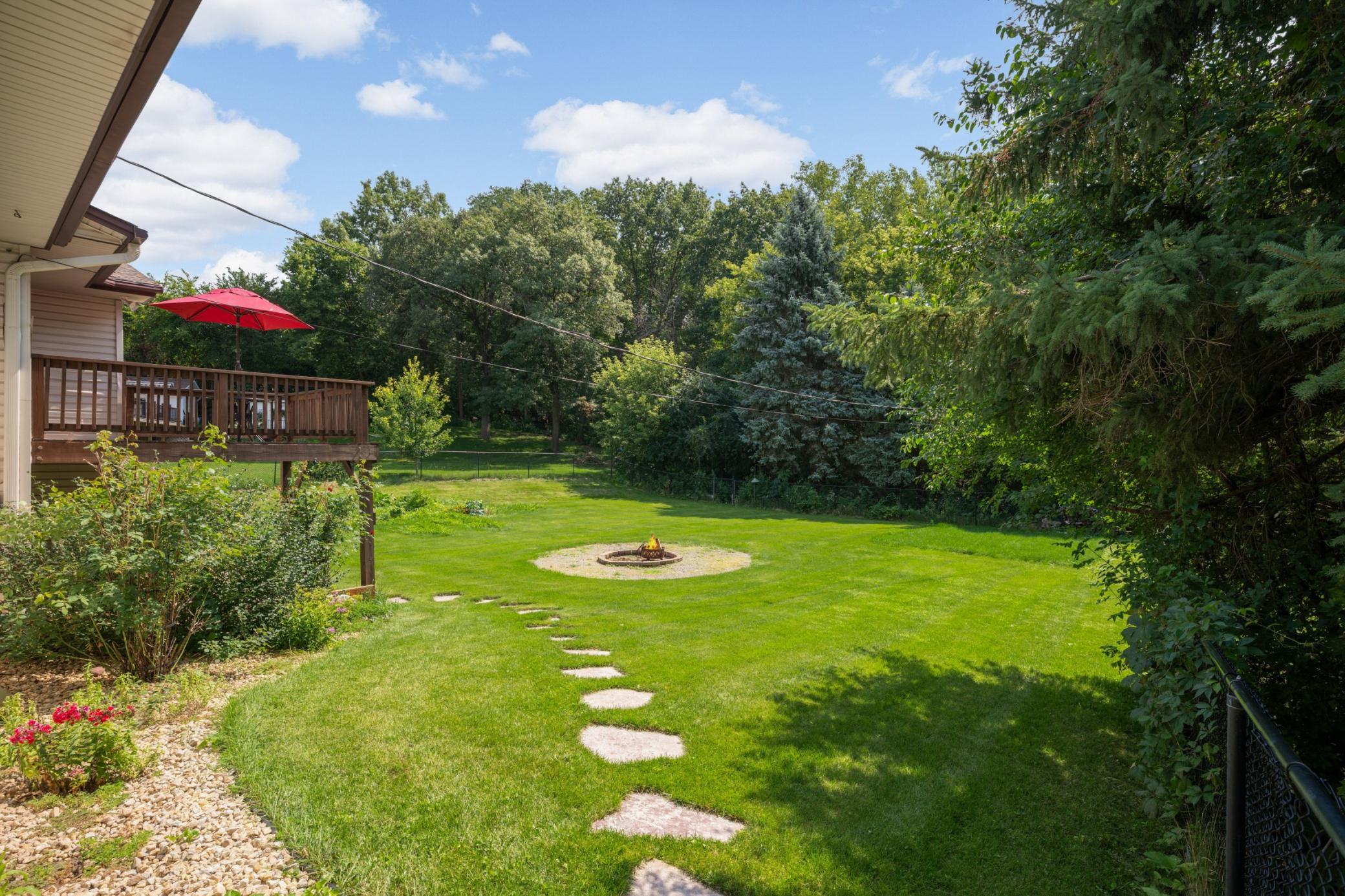 View of Residential at 13712 Wellington Crescent, Burnsville MN 55337, Burnsville (30 of 34) - Mike Wilen | Minnesota Team Real Estate