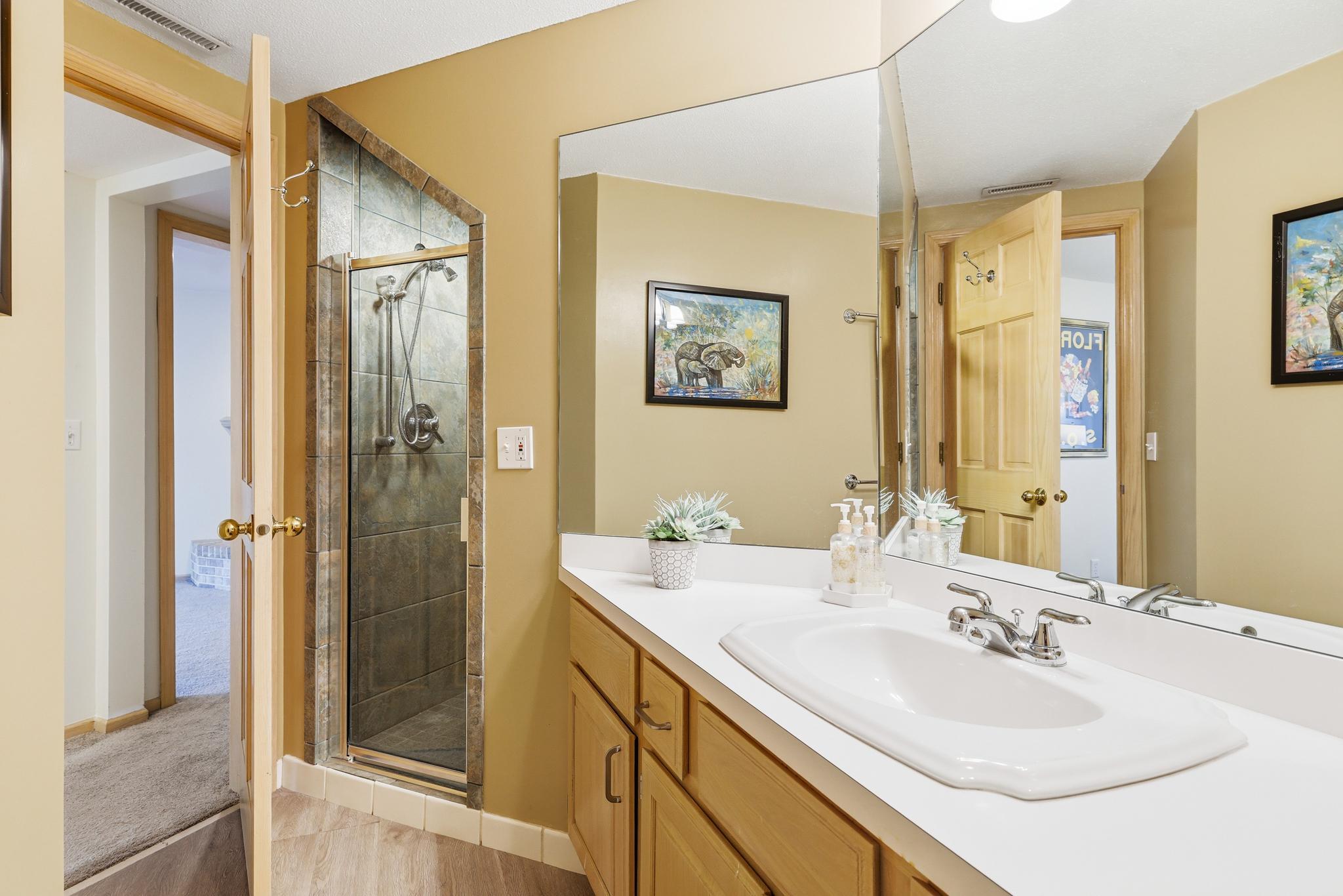 View of Residential at 7096 Cahill Road, Edina MN 55439, Edina (33 of 47) - Mike Wilen | Minnesota Team Real Estate