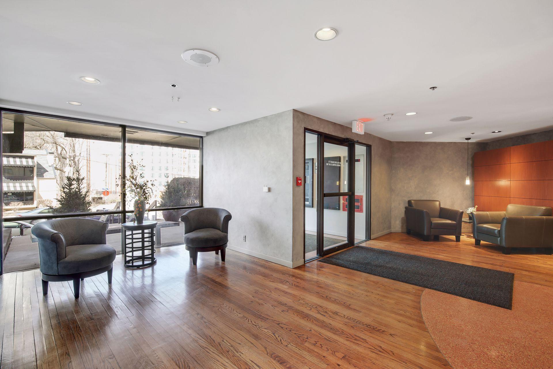 View of Residential at 3131 Excelsior Boulevard #512, Minneapolis MN 55416, Minneapolis (29 of 42) - Mike Wilen | Minnesota Team Real Estate