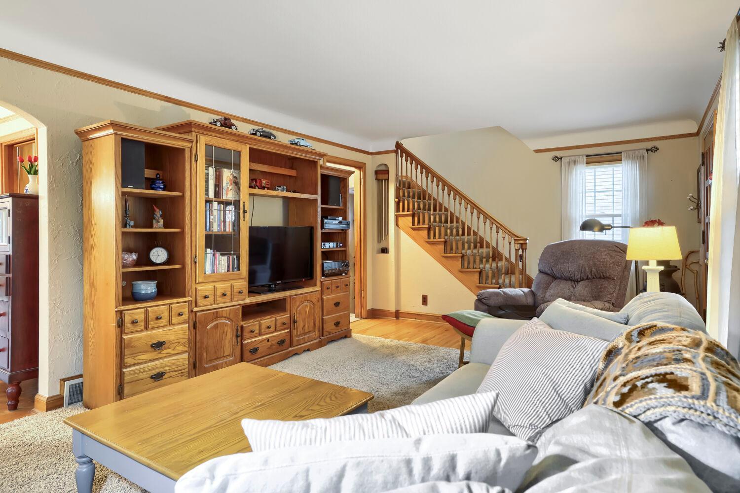 View of Residential at 6228 Wentworth Avenue, Richfield MN 55423, Richfield (8 of 34) - Mike Wilen | Minnesota Team Real Estate