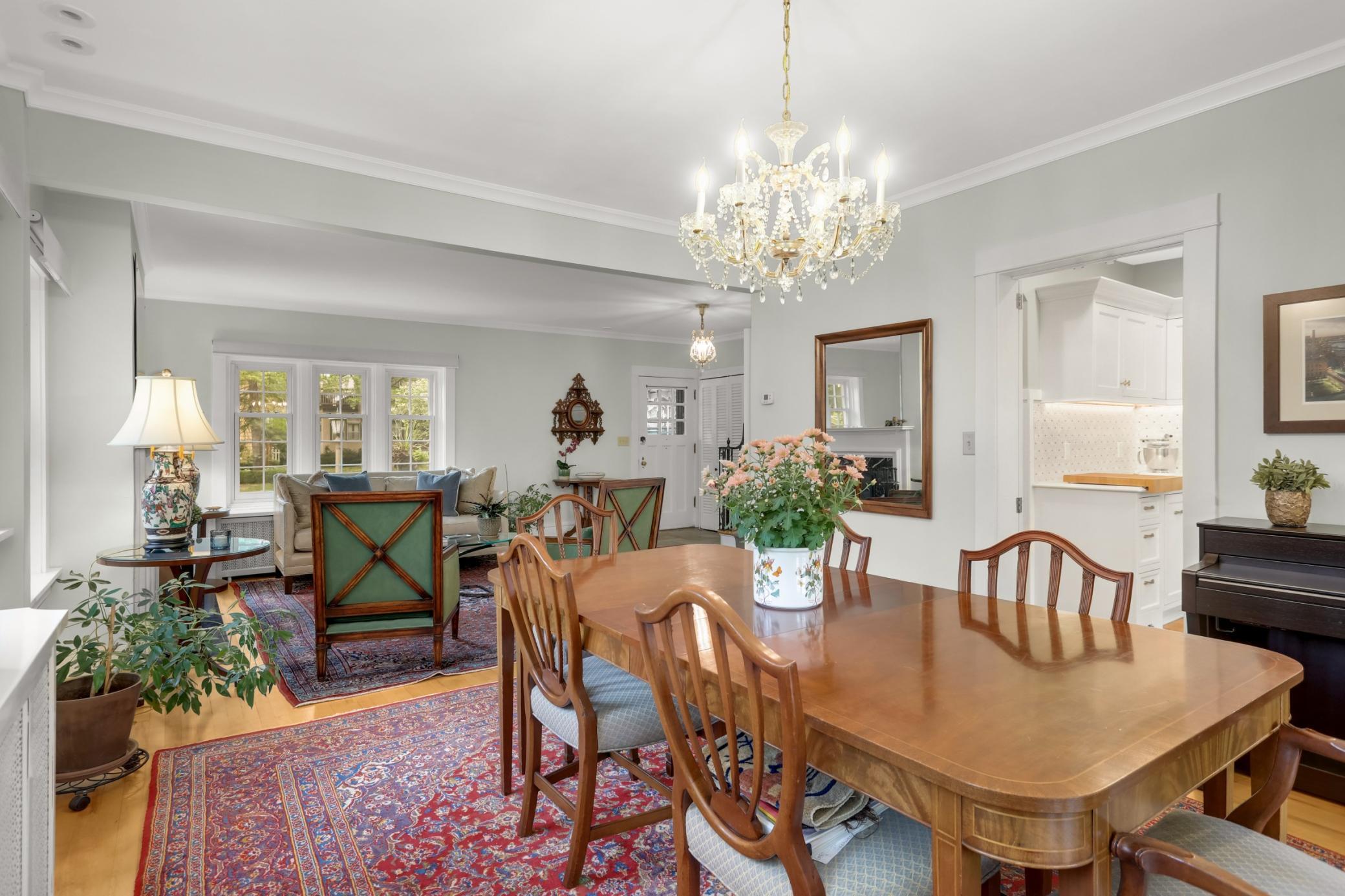 View of Residential at 904 Osceola Avenue, Saint Paul MN 55105, Saint Paul (9 of 32) - Mike Wilen | Minnesota Team Real Estate