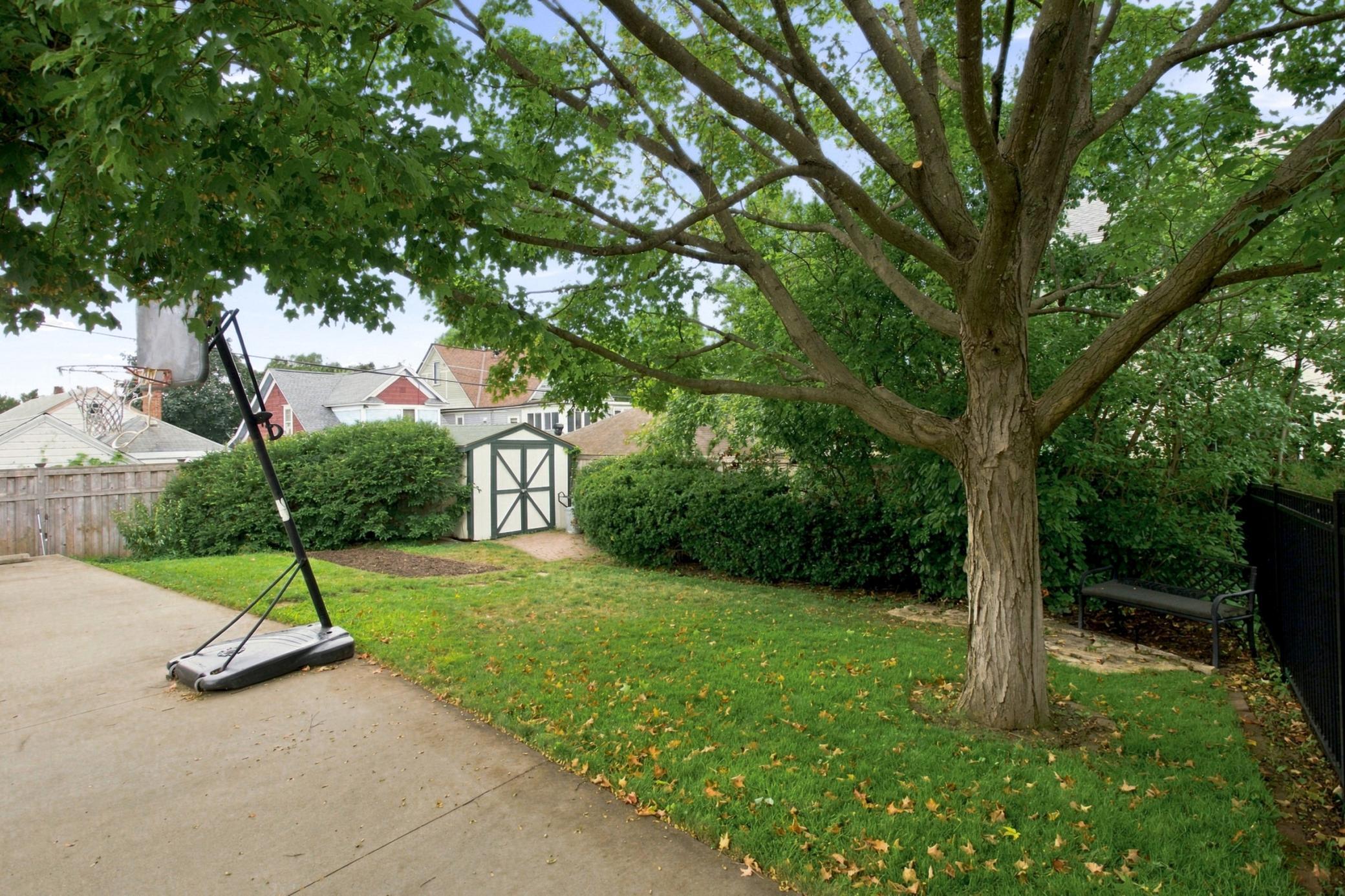 View of Residential at 904 Osceola Avenue, Saint Paul MN 55105, Saint Paul (28 of 32) - Mike Wilen | Minnesota Team Real Estate