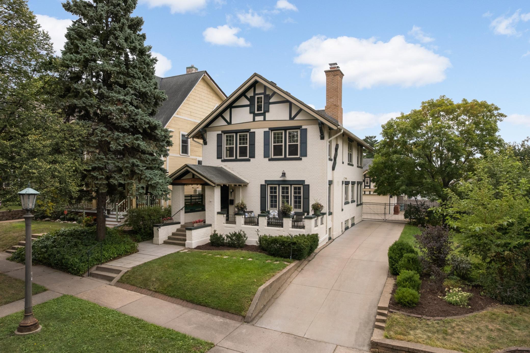View of Residential at 904 Osceola Avenue, Saint Paul MN 55105, Saint Paul (2 of 32) - Mike Wilen | Minnesota Team Real Estate