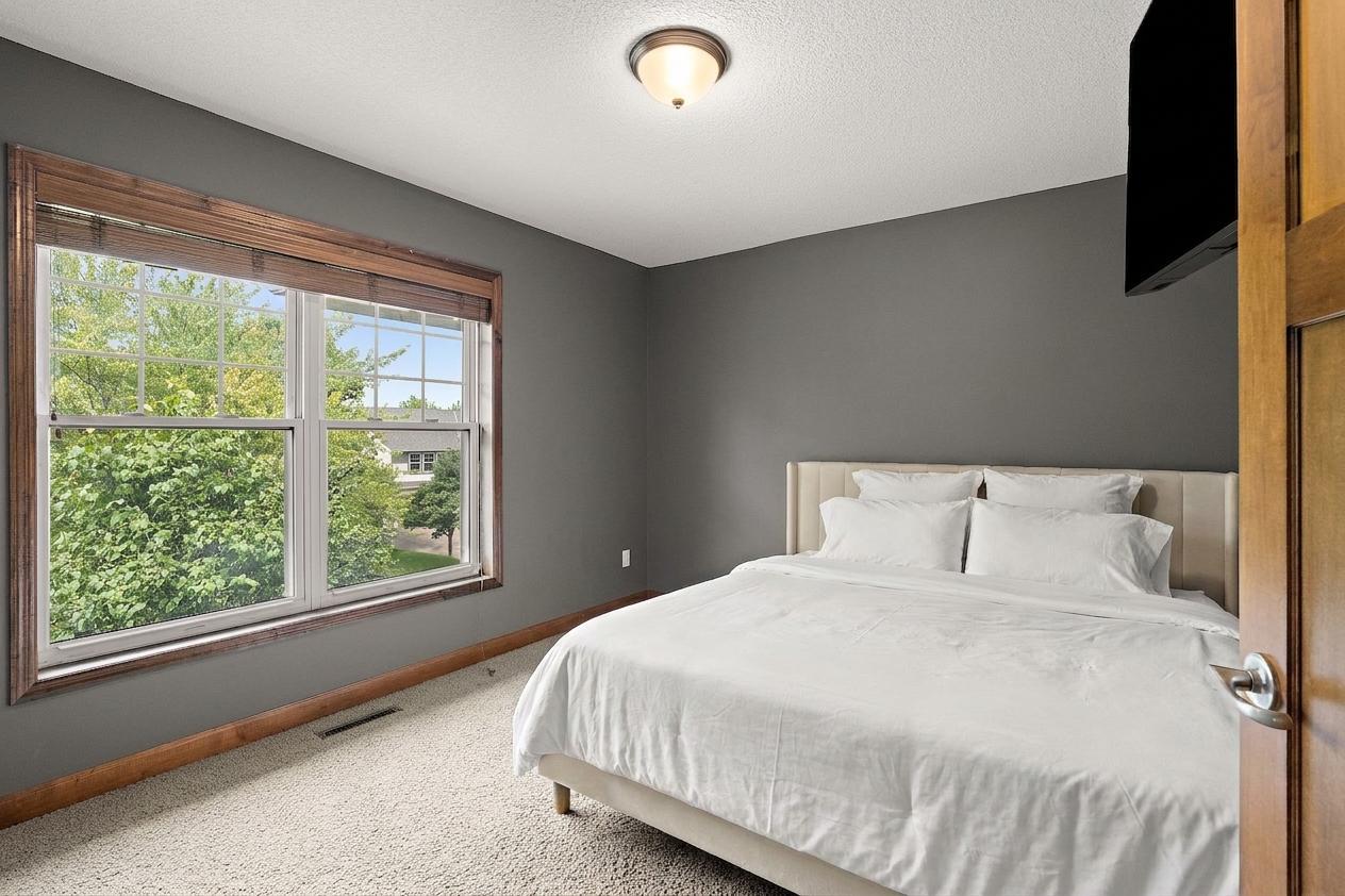 View of Residential at 10742 Maple Boulevard, Woodbury MN 55129, Woodbury (29 of 53) - Mike Wilen | Minnesota Team Real Estate