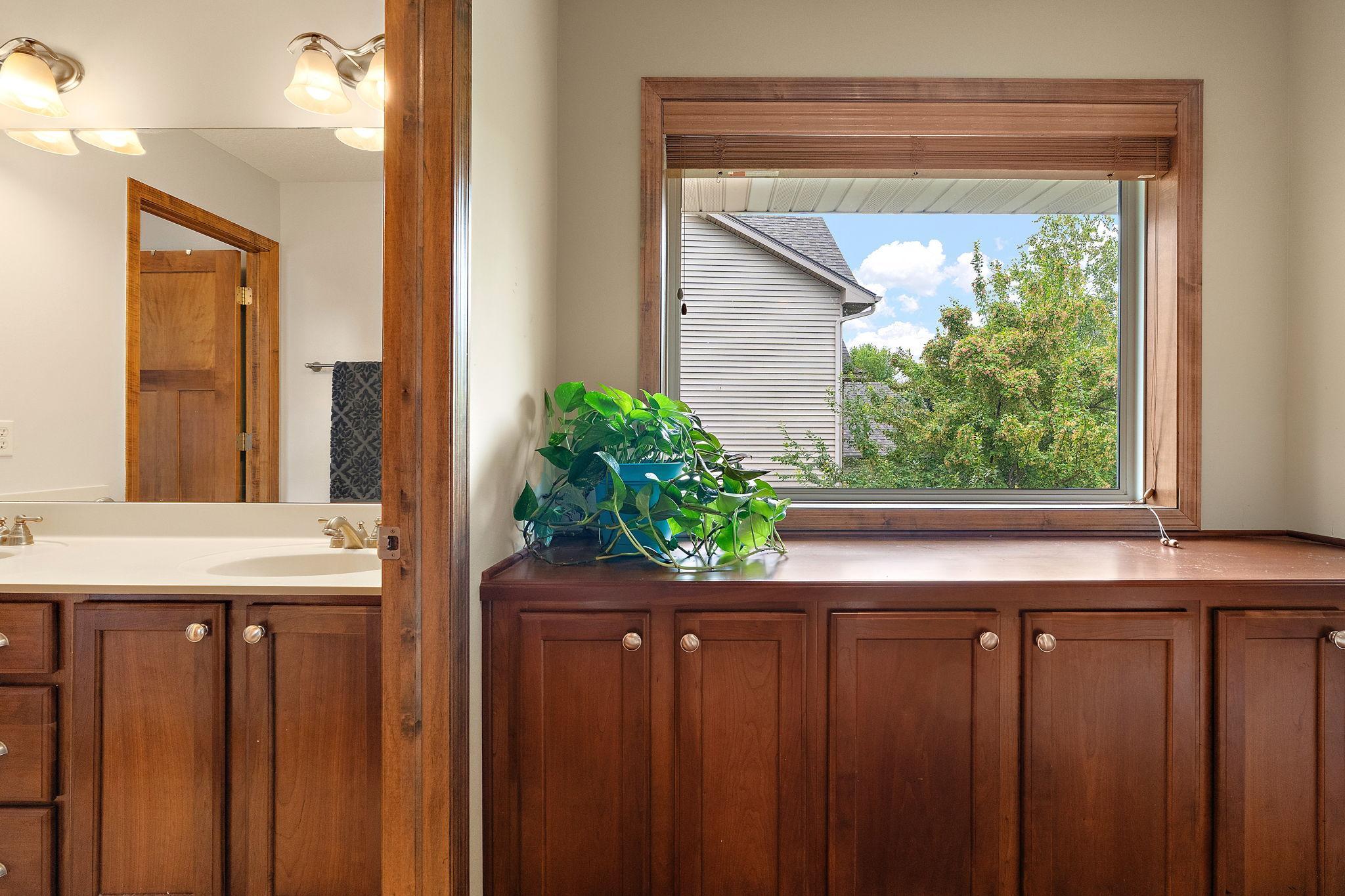 View of Residential at 10742 Maple Boulevard, Woodbury MN 55129, Woodbury (25 of 53) - Mike Wilen | Minnesota Team Real Estate
