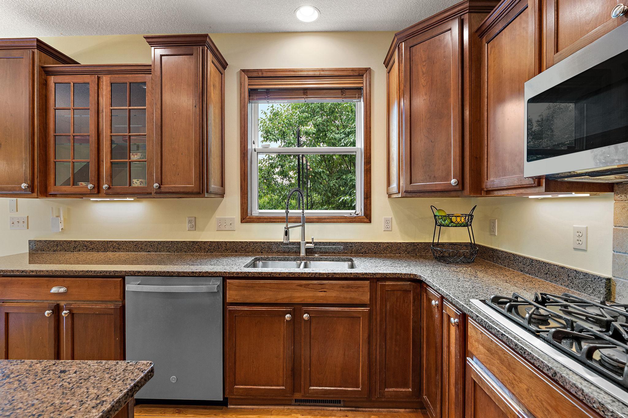 View of Residential at 10742 Maple Boulevard, Woodbury MN 55129, Woodbury (17 of 53) - Mike Wilen | Minnesota Team Real Estate