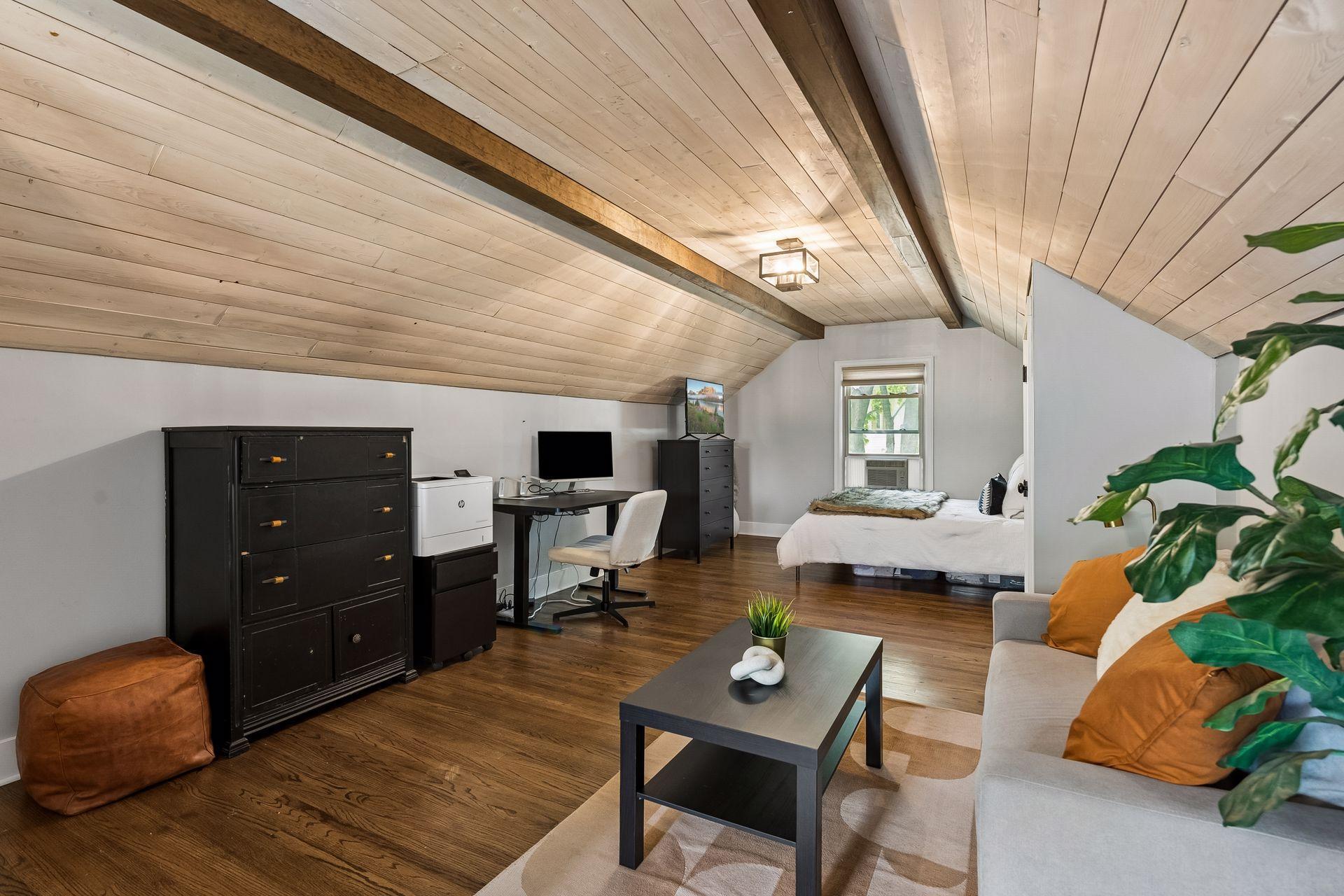 View of Residential at 6605 Cedar Lake Road, Saint Louis Park MN 55426, Saint Louis Park (24 of 42) - Mike Wilen | Minnesota Team Real Estate