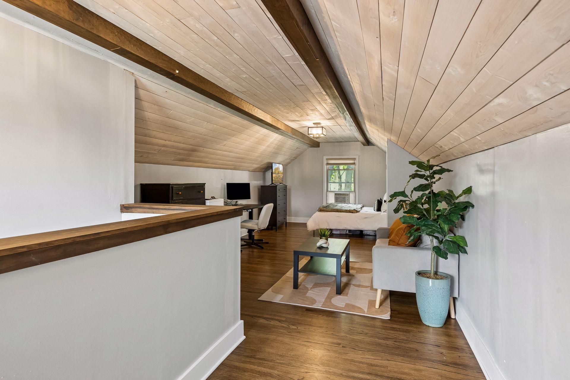 View of Residential at 6605 Cedar Lake Road, Saint Louis Park MN 55426, Saint Louis Park (23 of 42) - Mike Wilen | Minnesota Team Real Estate