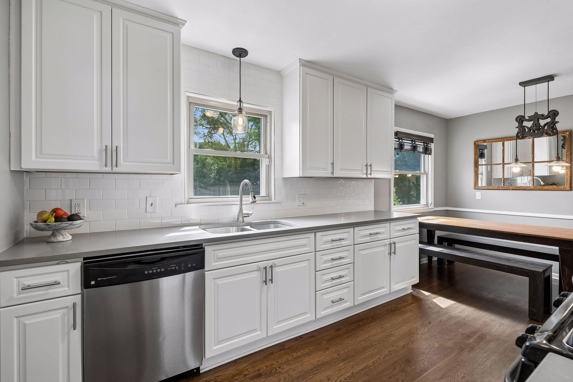 View of Residential at 6605 Cedar Lake Road, Saint Louis Park MN 55426, Saint Louis Park (13 of 42) - Mike Wilen | Minnesota Team Real Estate