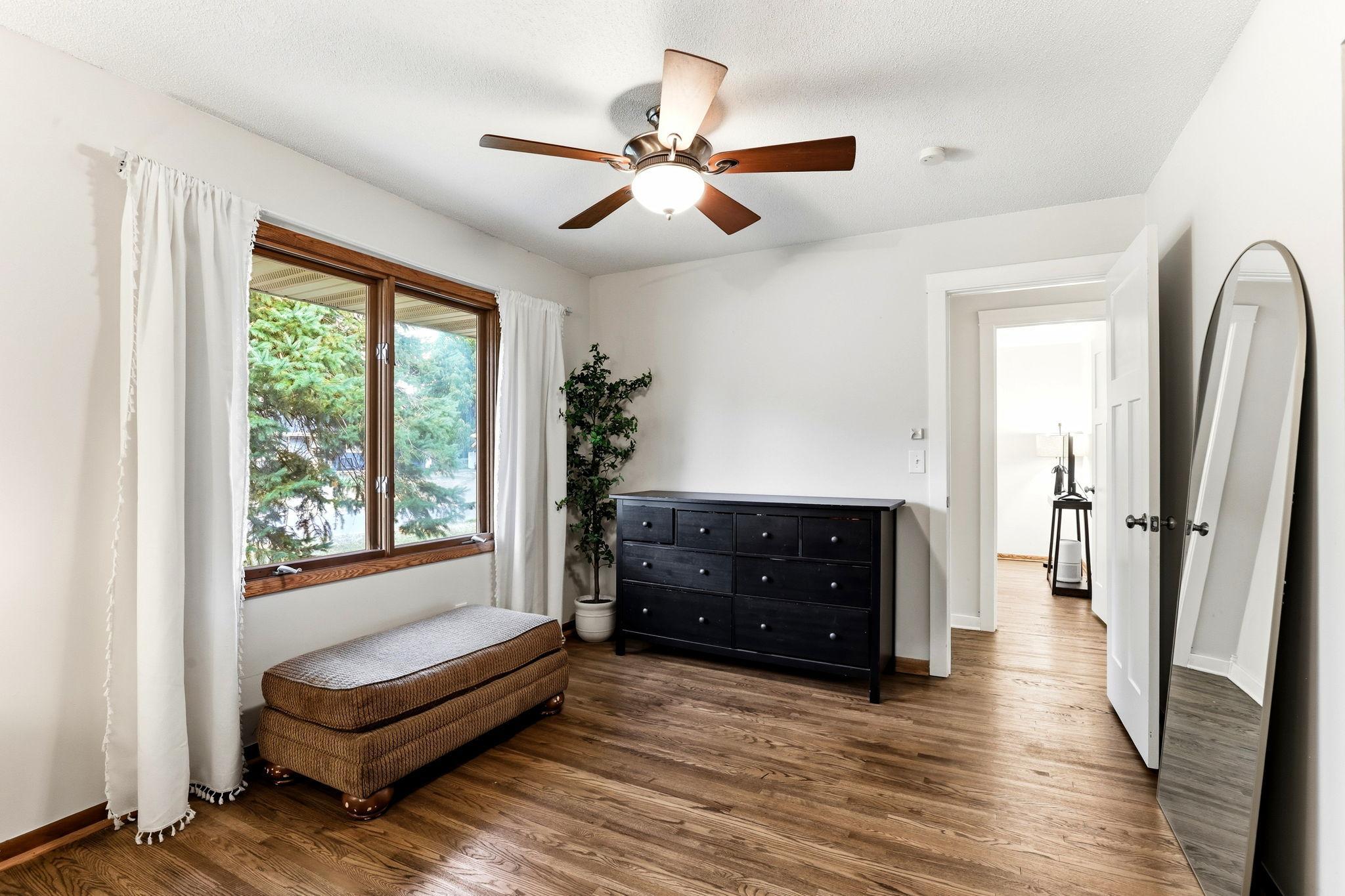 View of Residential at 1974 Summer Street, Falcon Heights MN 55113, Falcon Heights (14 of 47) - Mike Wilen | Minnesota Team Real Estate