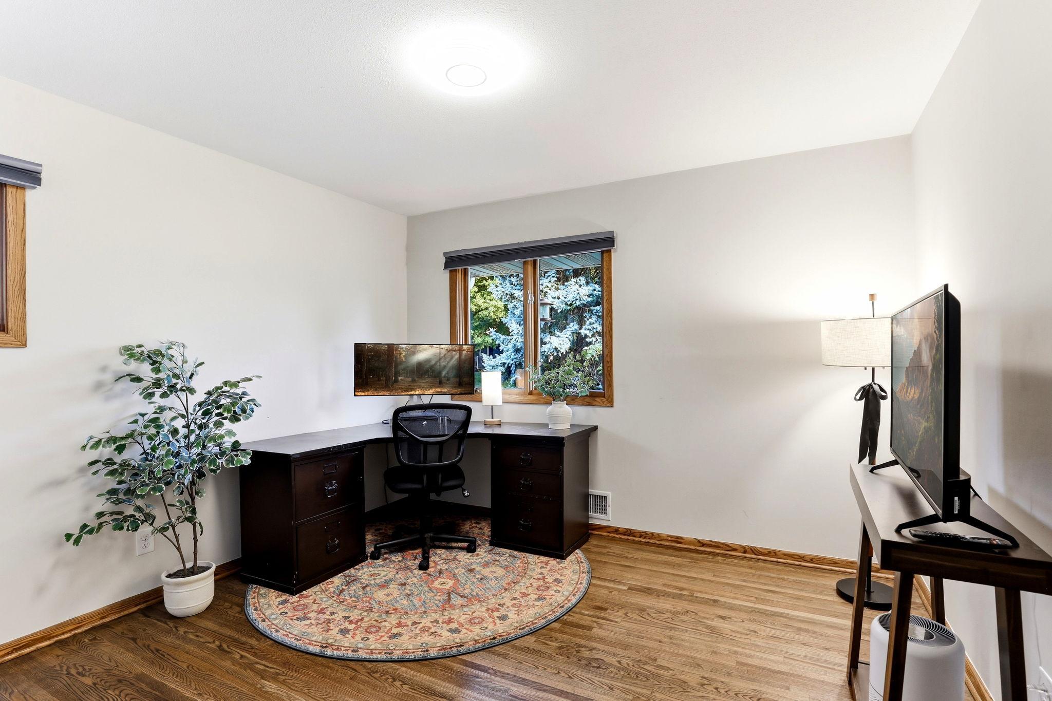 View of Residential at 1974 Summer Street, Falcon Heights MN 55113, Falcon Heights (20 of 47) - Mike Wilen | Minnesota Team Real Estate