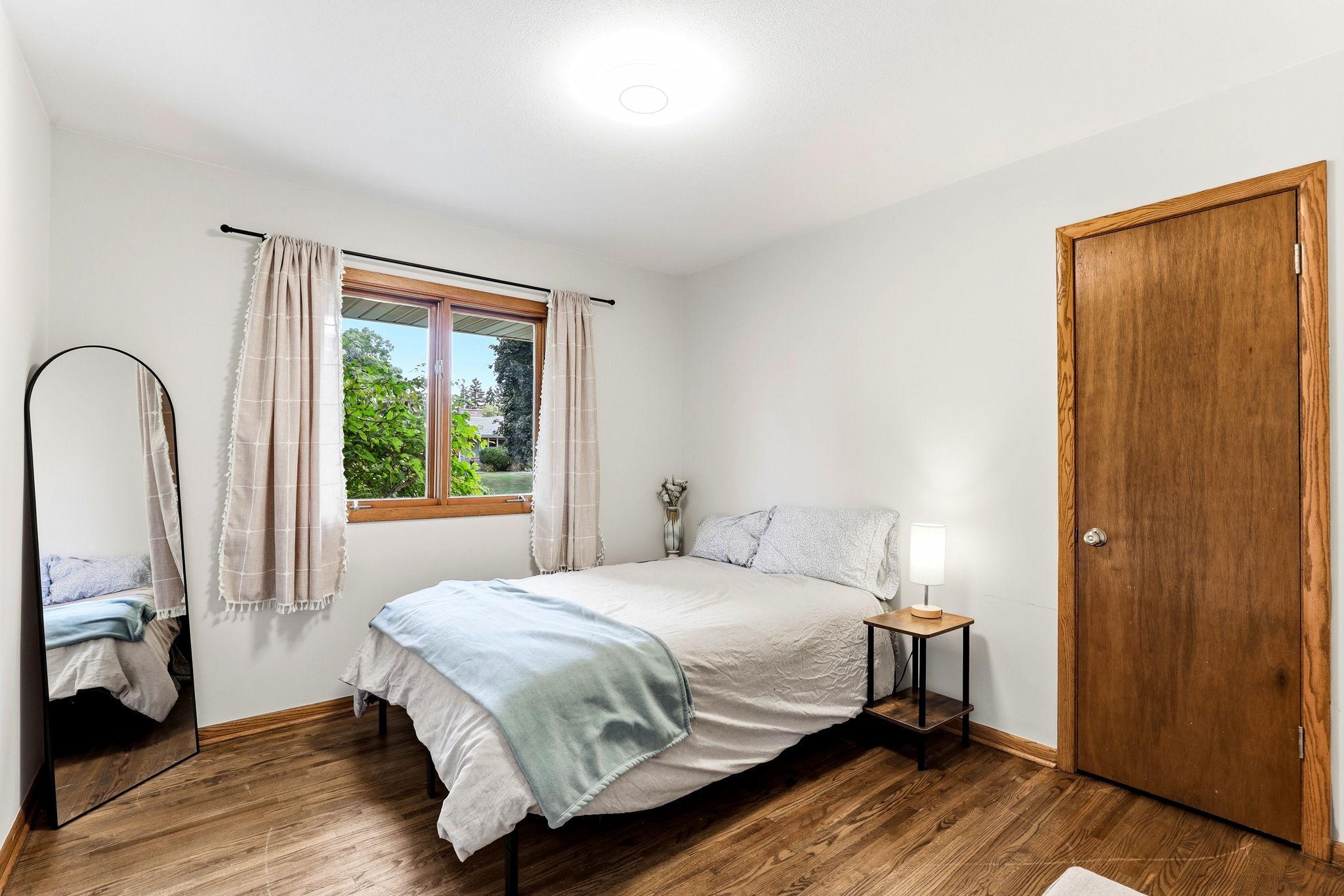 View of Residential at 1974 Summer Street, Falcon Heights MN 55113, Falcon Heights (18 of 47) - Mike Wilen | Minnesota Team Real Estate