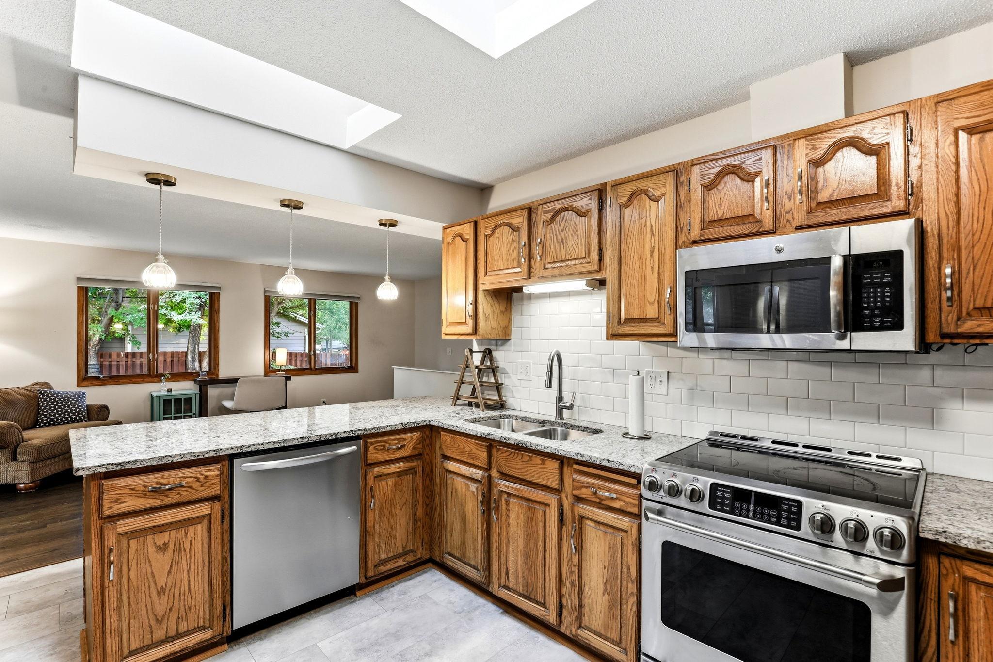 View of Residential at 1974 Summer Street, Falcon Heights MN 55113, Falcon Heights (7 of 47) - Mike Wilen | Minnesota Team Real Estate