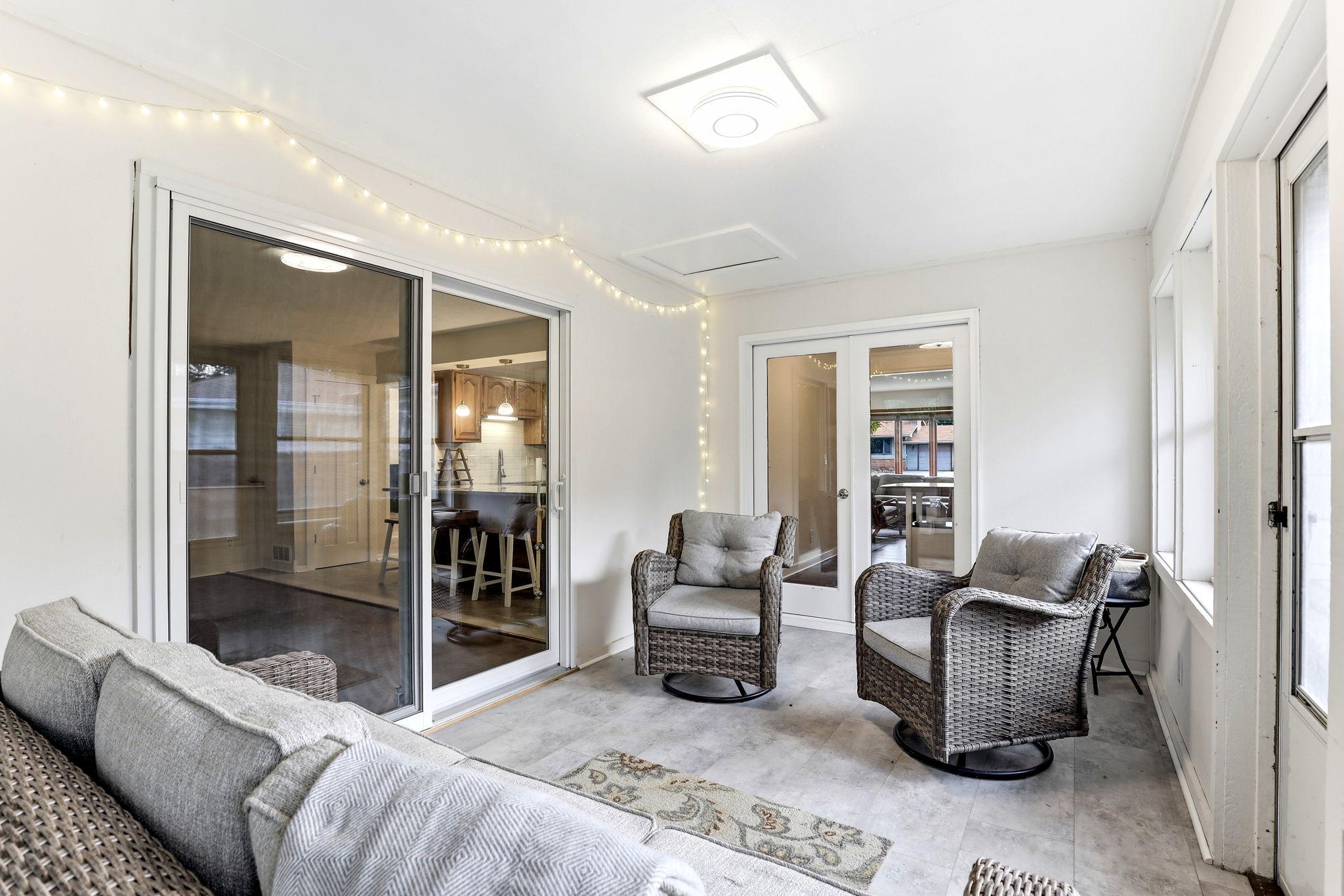 View of Residential at 1974 Summer Street, Falcon Heights MN 55113, Falcon Heights (12 of 47) - Mike Wilen | Minnesota Team Real Estate