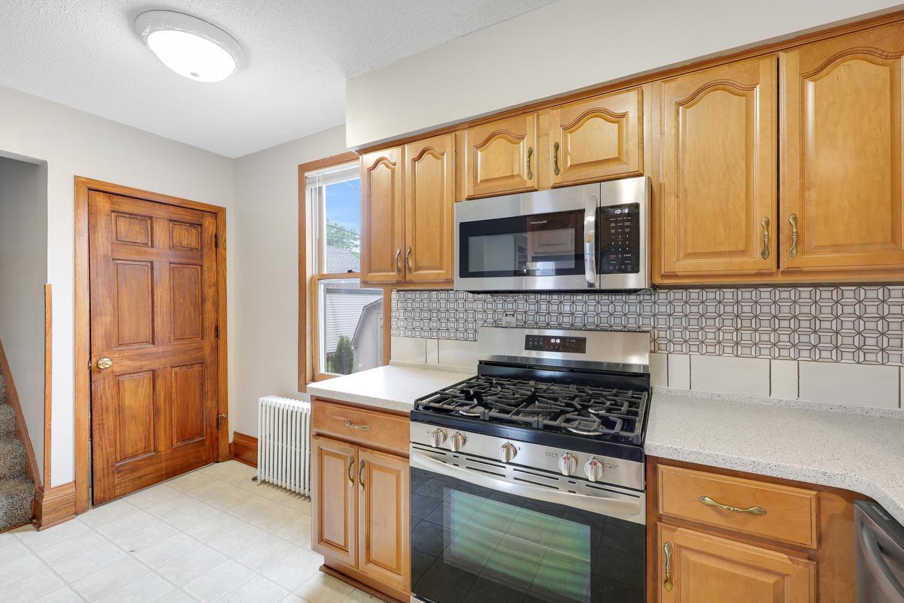 View of Residential at 129 33rd Street, Minneapolis MN 55408, Minneapolis (13 of 28) - Mike Wilen | Minnesota Team Real Estate