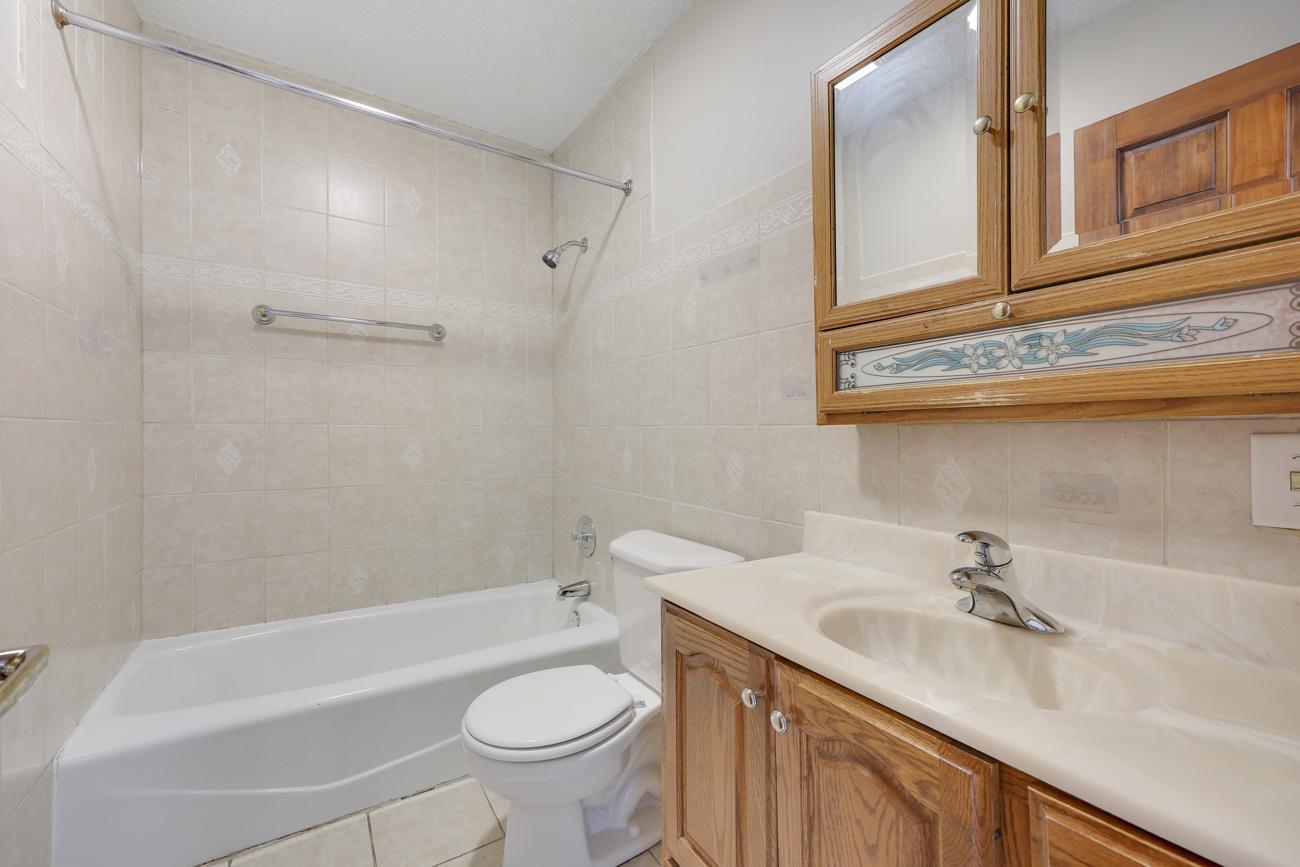 View of Residential at 129 33rd Street, Minneapolis MN 55408, Minneapolis (16 of 28) - Mike Wilen | Minnesota Team Real Estate