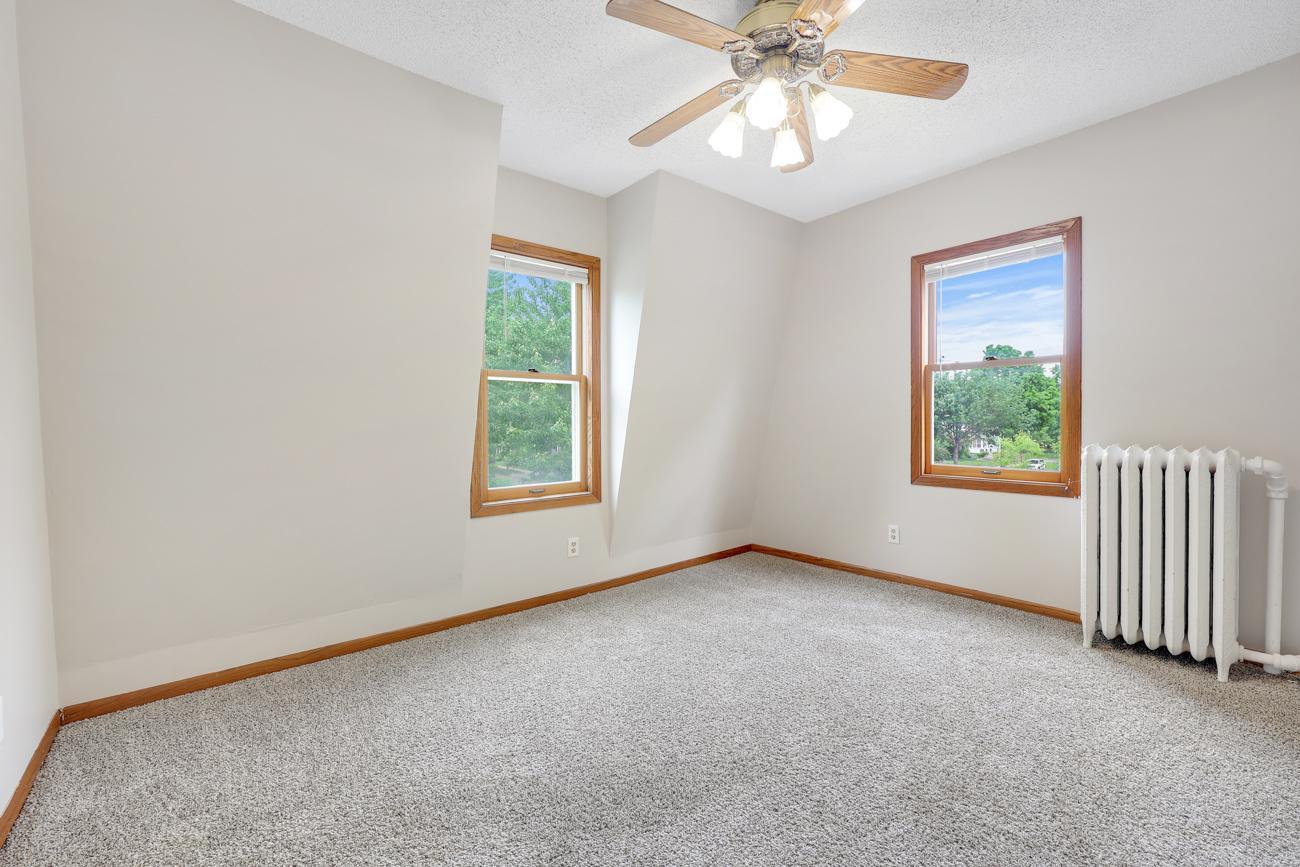 View of Residential at 129 33rd Street, Minneapolis MN 55408, Minneapolis (18 of 28) - Mike Wilen | Minnesota Team Real Estate