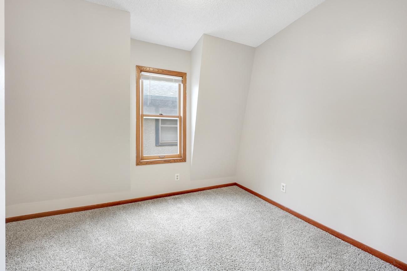 View of Residential at 129 33rd Street, Minneapolis MN 55408, Minneapolis (21 of 28) - Mike Wilen | Minnesota Team Real Estate