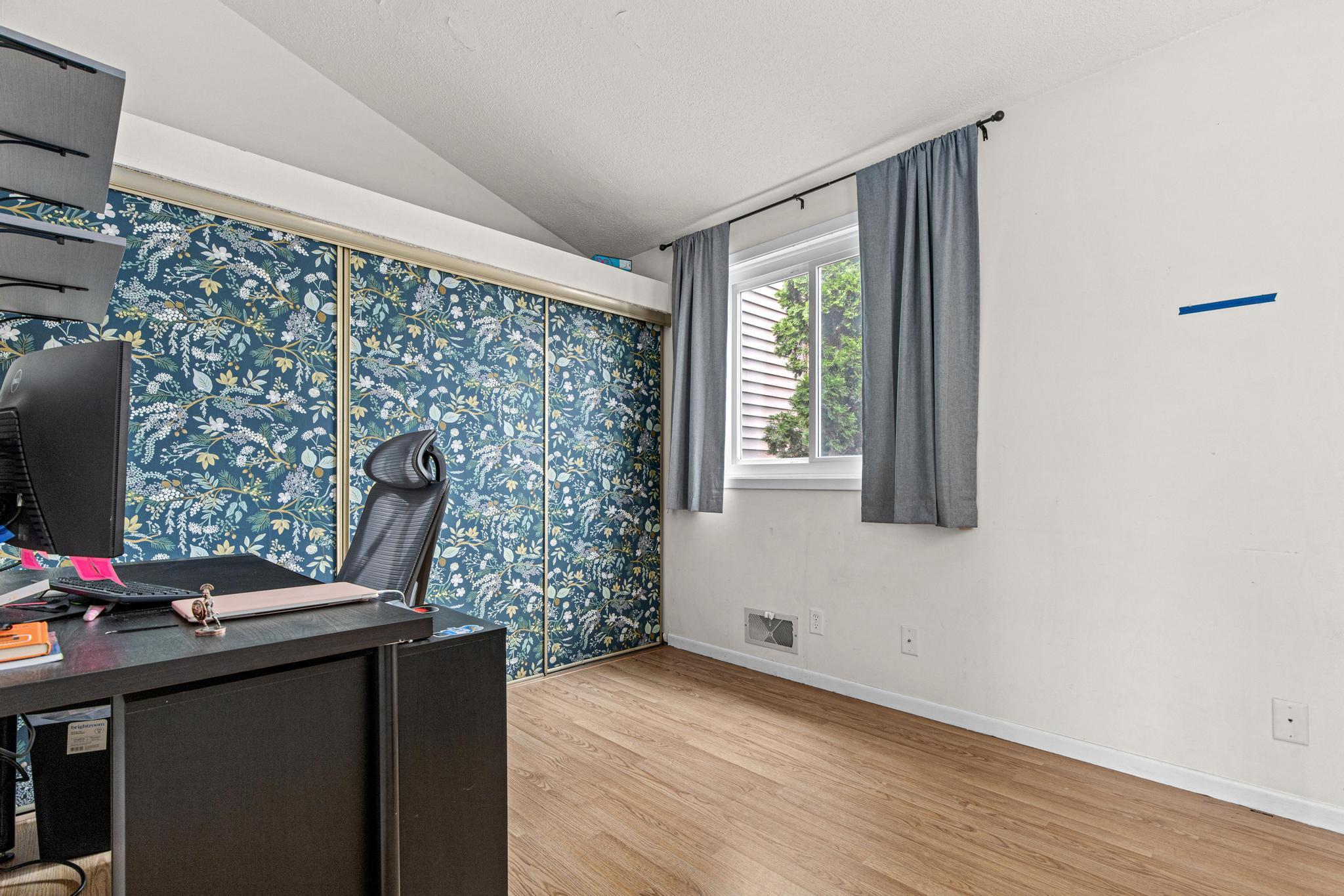 View of Residential at 804 Seal Street, Saint Paul MN 55114, Saint Paul (12 of 25) - Mike Wilen | Minnesota Team Real Estate