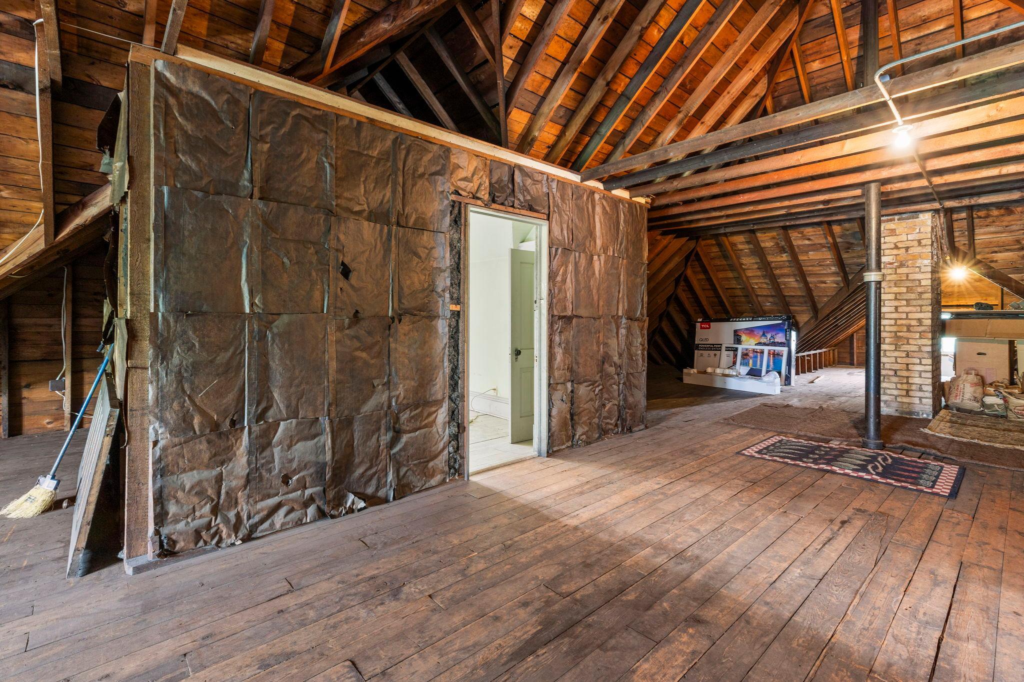 View of Residential Income at 1032 Portland Avenue, Saint Paul MN 55104, Saint Paul (35 of 42) - Mike Wilen | Minnesota Team Real Estate