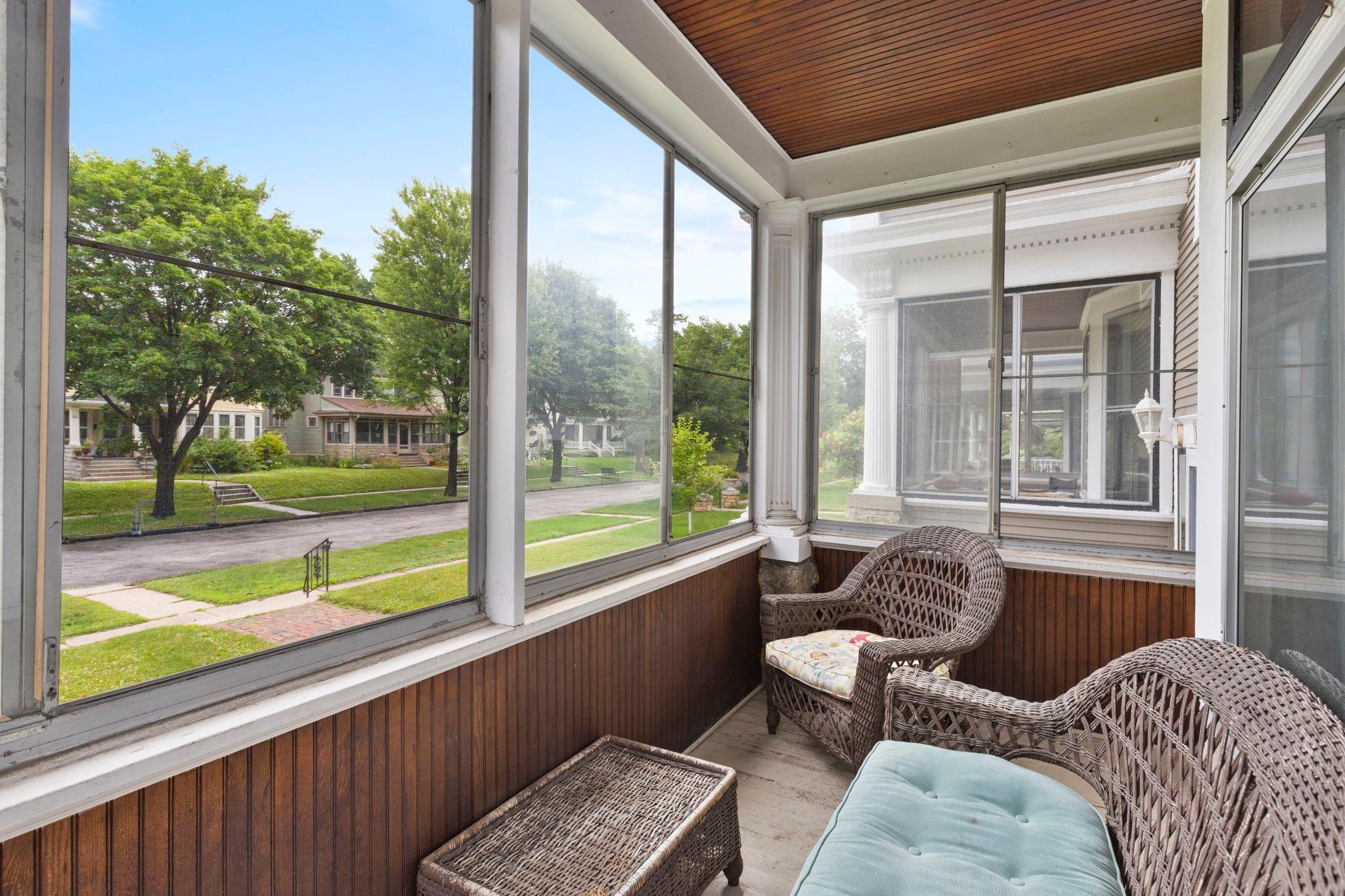 View of Residential Income at 1032 Portland Avenue, Saint Paul MN 55104, Saint Paul (16 of 42) - Mike Wilen | Minnesota Team Real Estate