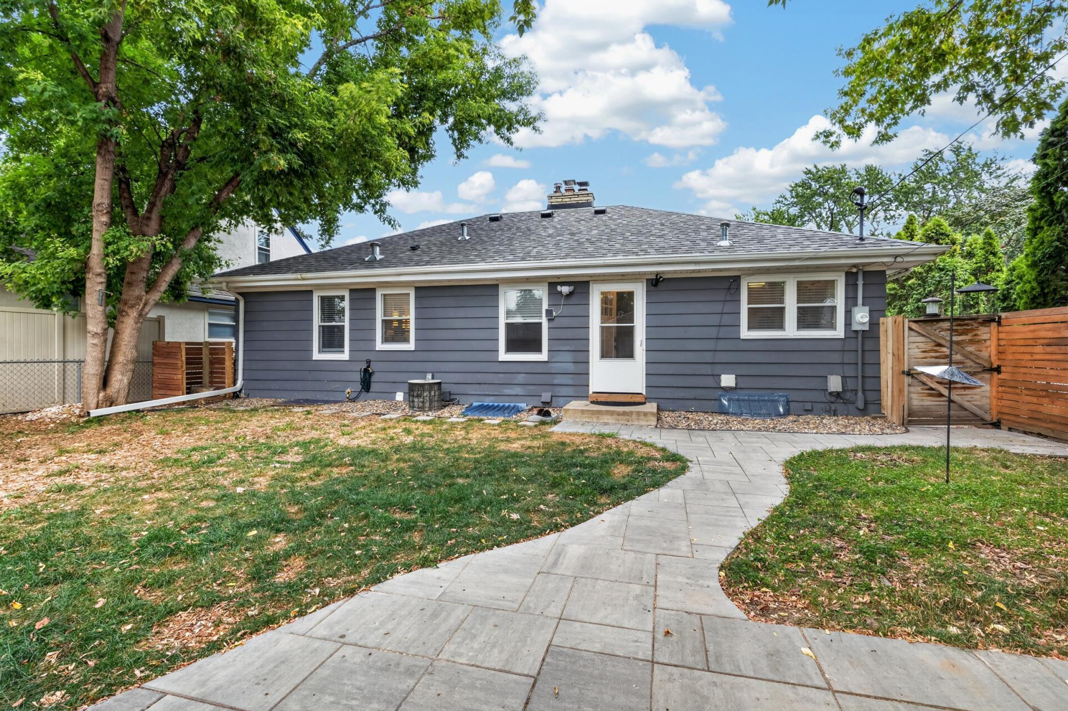 View of Residential at 6032 Elliot Avenue, Minneapolis MN 55417, Minneapolis (19 of 21) - Mike Wilen | Minnesota Team Real Estate
