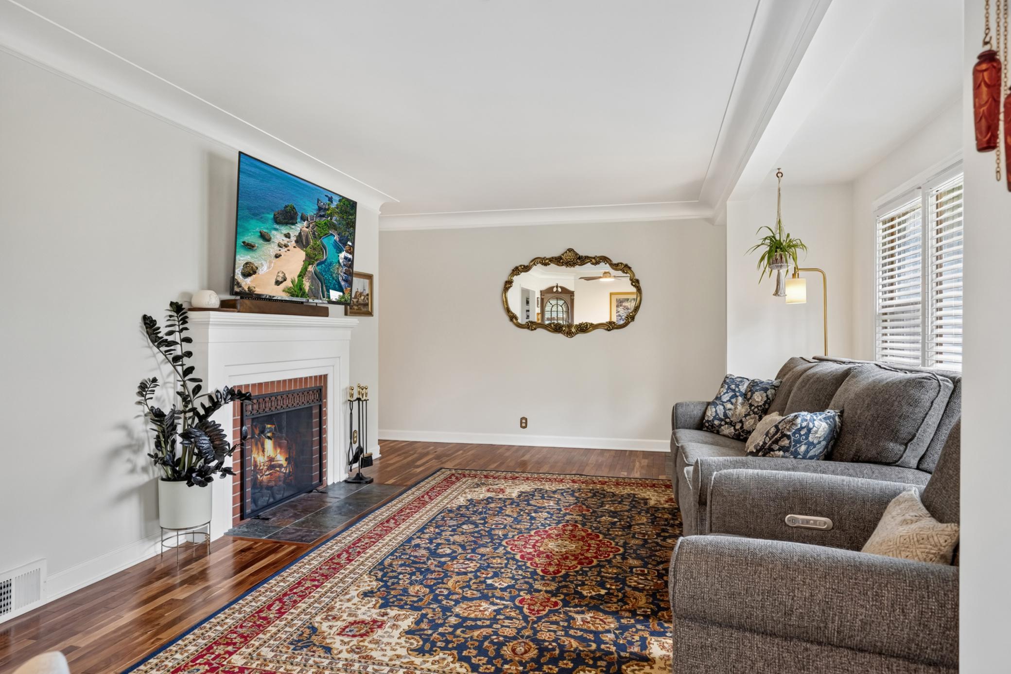 View of Residential at 6032 Elliot Avenue, Minneapolis MN 55417, Minneapolis (3 of 21) - Mike Wilen | Minnesota Team Real Estate