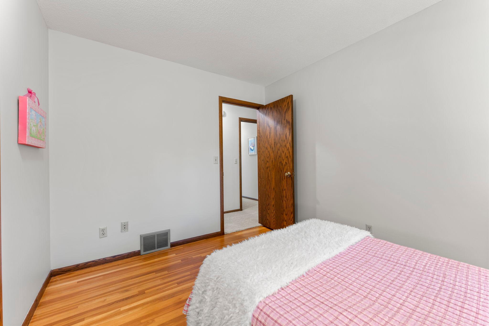 View of Residential at 13406 Washburn Avenue, Burnsville MN 55337, Burnsville (31 of 60) - Mike Wilen | Minnesota Team Real Estate