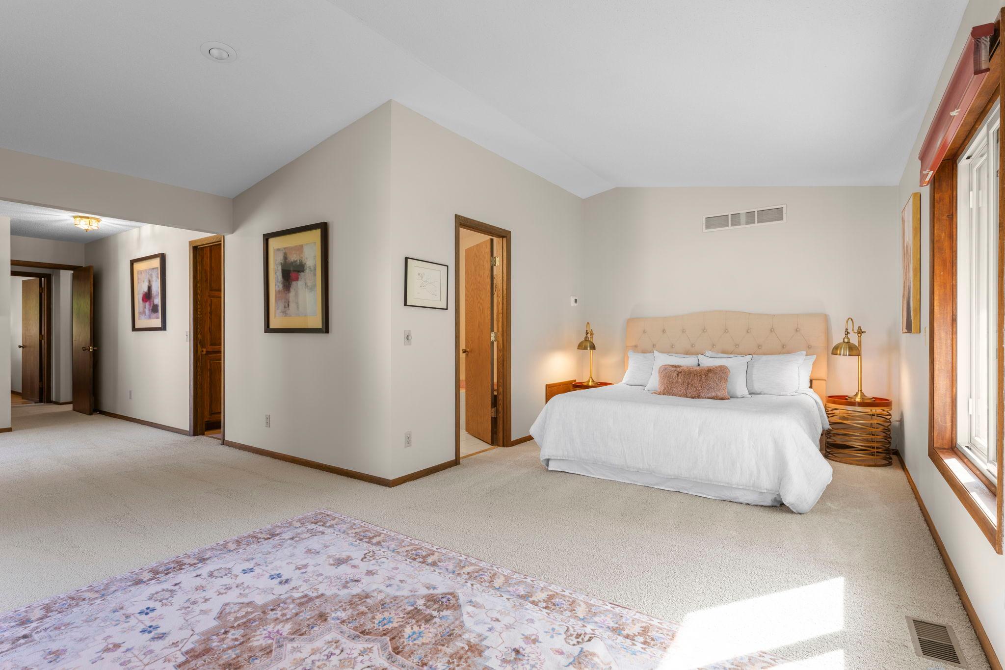 View of Residential at 13406 Washburn Avenue, Burnsville MN 55337, Burnsville (18 of 60) - Mike Wilen | Minnesota Team Real Estate