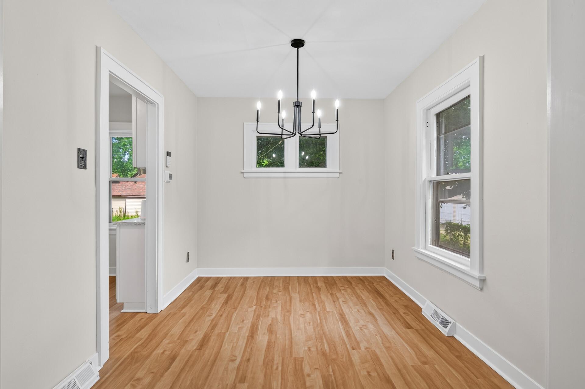 View of Residential at 3346 Knox Avenue, Minneapolis MN 55412, Minneapolis (18 of 44) - Mike Wilen | Minnesota Team Real Estate