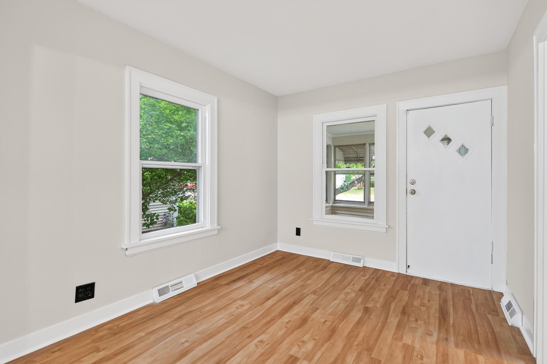 View of Residential at 3346 Knox Avenue, Minneapolis MN 55412, Minneapolis (12 of 44) - Mike Wilen | Minnesota Team Real Estate