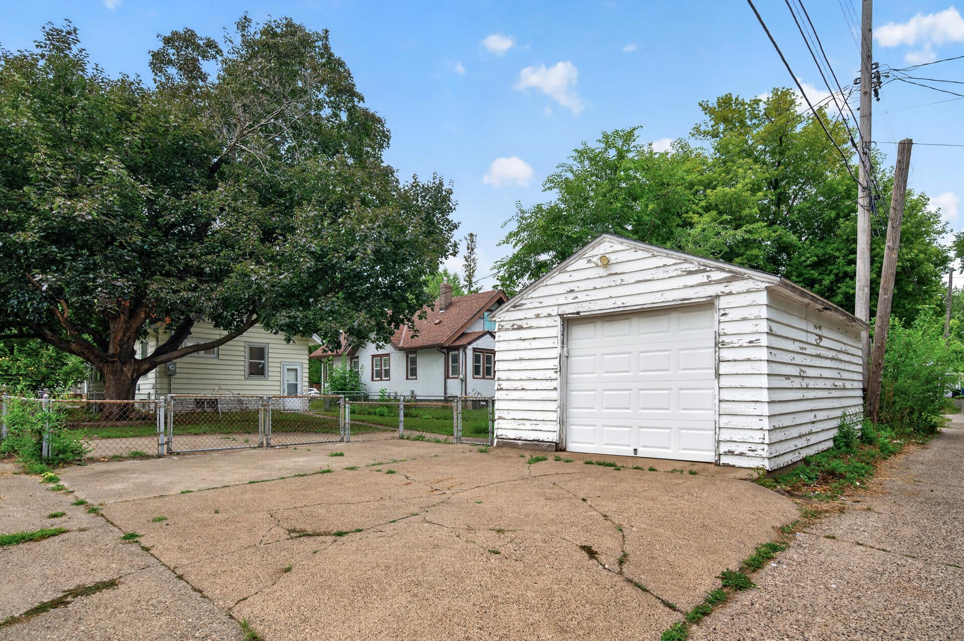 View of Residential at 3346 Knox Avenue, Minneapolis MN 55412, Minneapolis (37 of 44) - Mike Wilen | Minnesota Team Real Estate