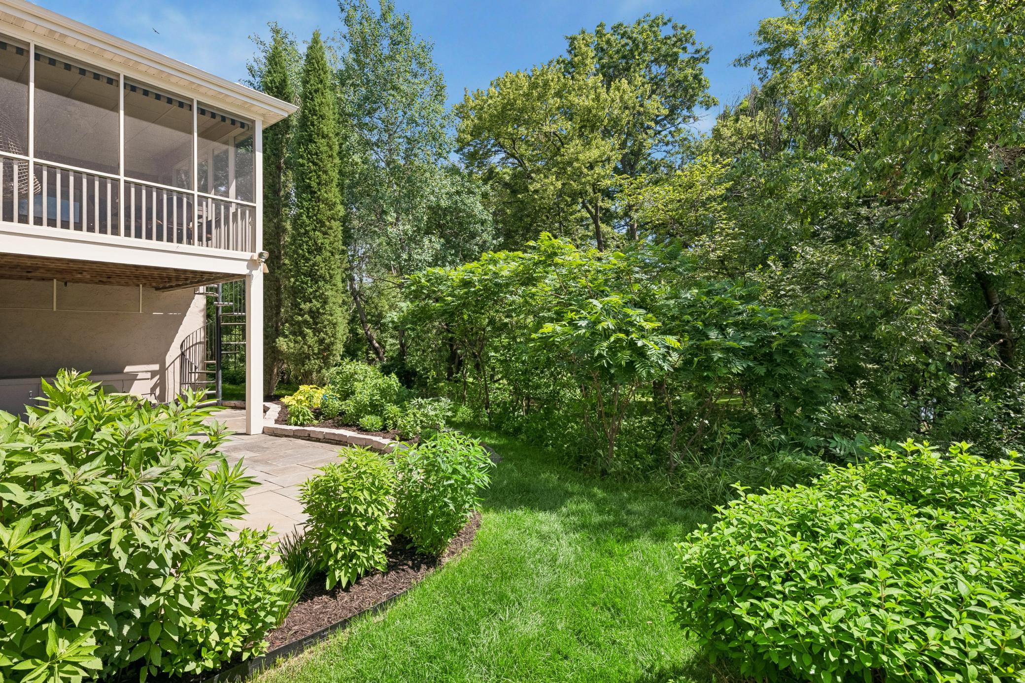 View of Residential at 1329 Waterford Drive, Golden Valley MN 55422, Golden Valley (35 of 38) - Mike Wilen | Minnesota Team Real Estate