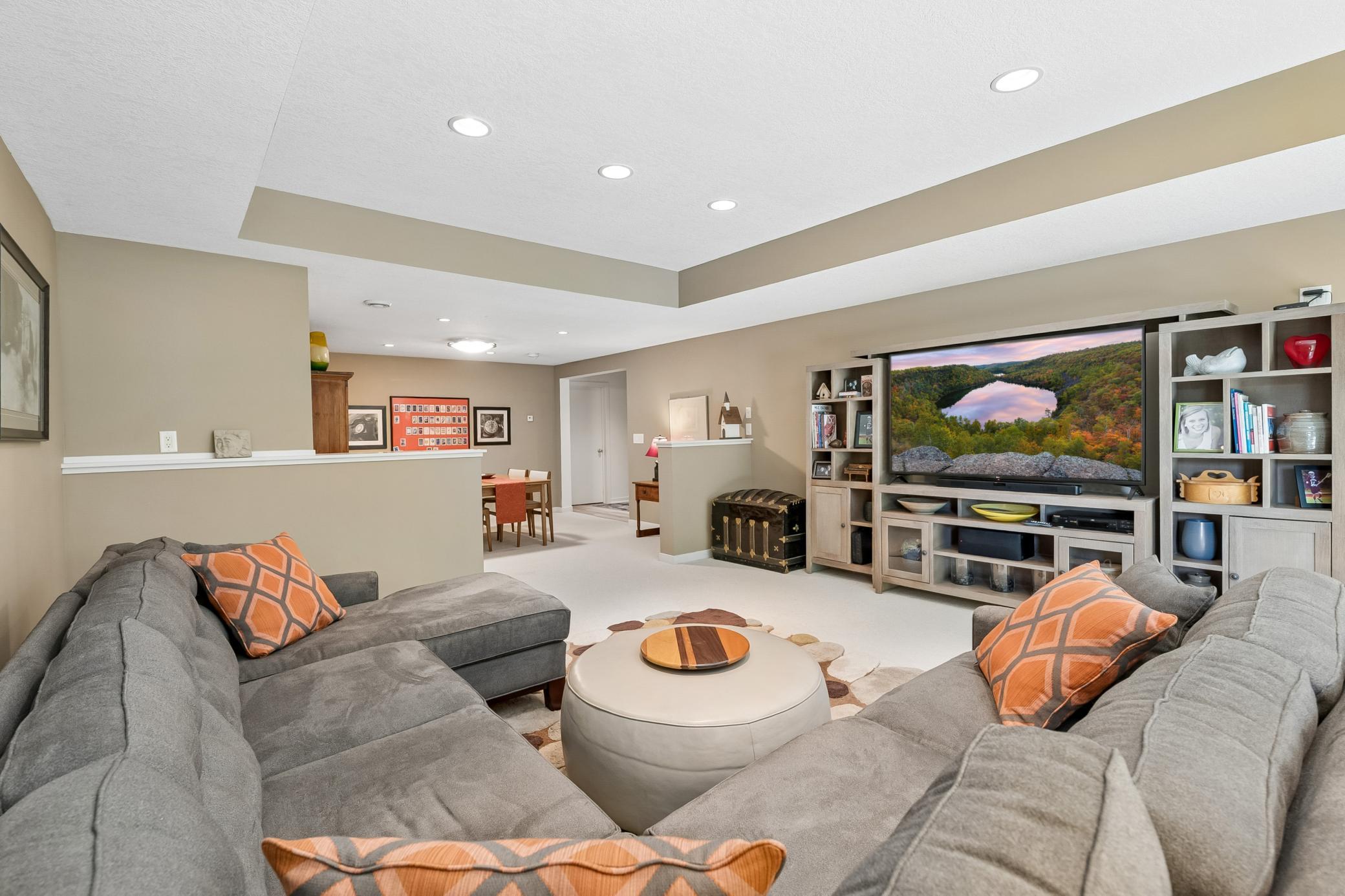 View of Residential at 1329 Waterford Drive, Golden Valley MN 55422, Golden Valley (30 of 38) - Mike Wilen | Minnesota Team Real Estate