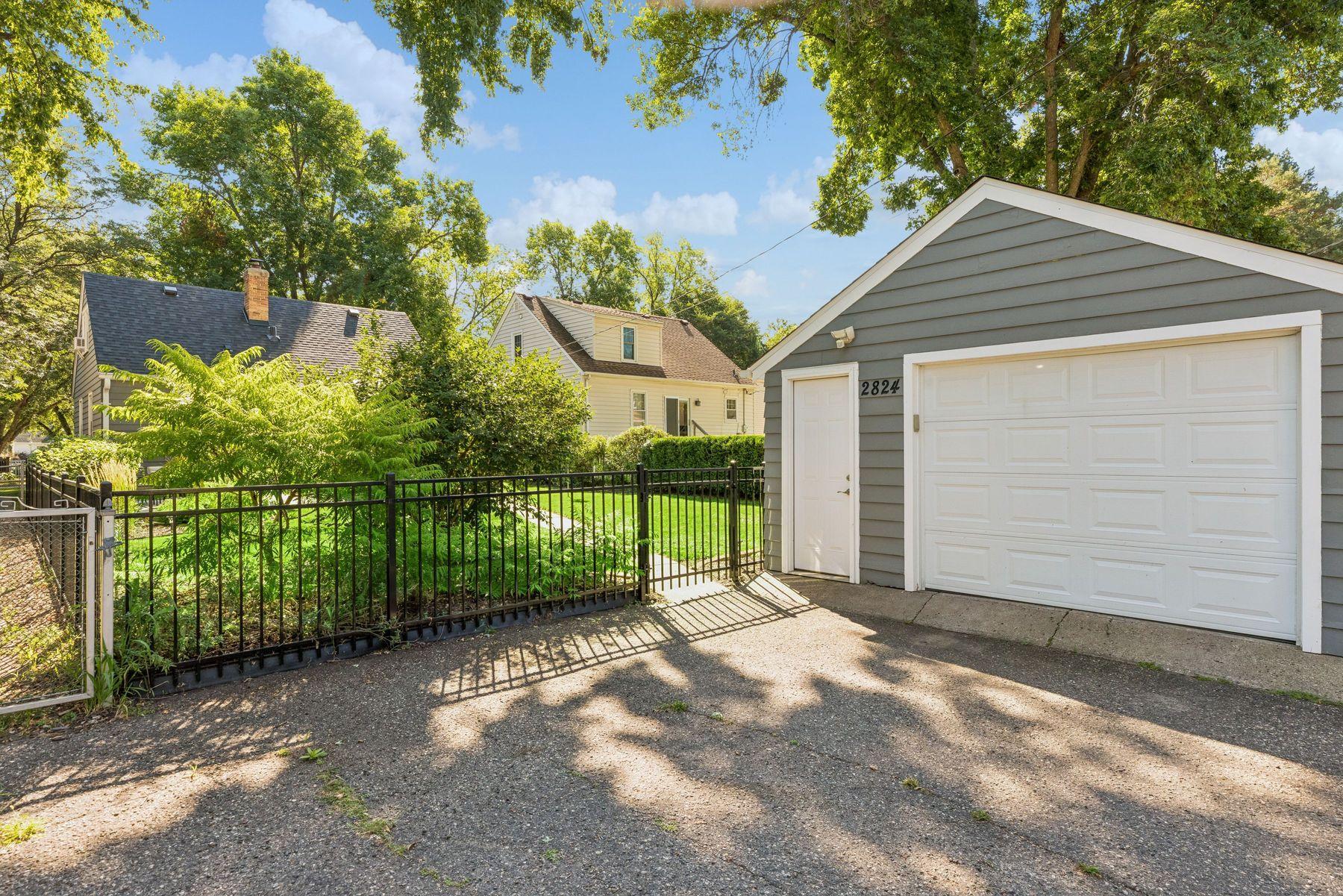 View of Residential at 2824 Idaho Avenue, Saint Louis Park MN 55426, Saint Louis Park (38 of 41) - Mike Wilen | Minnesota Team Real Estate