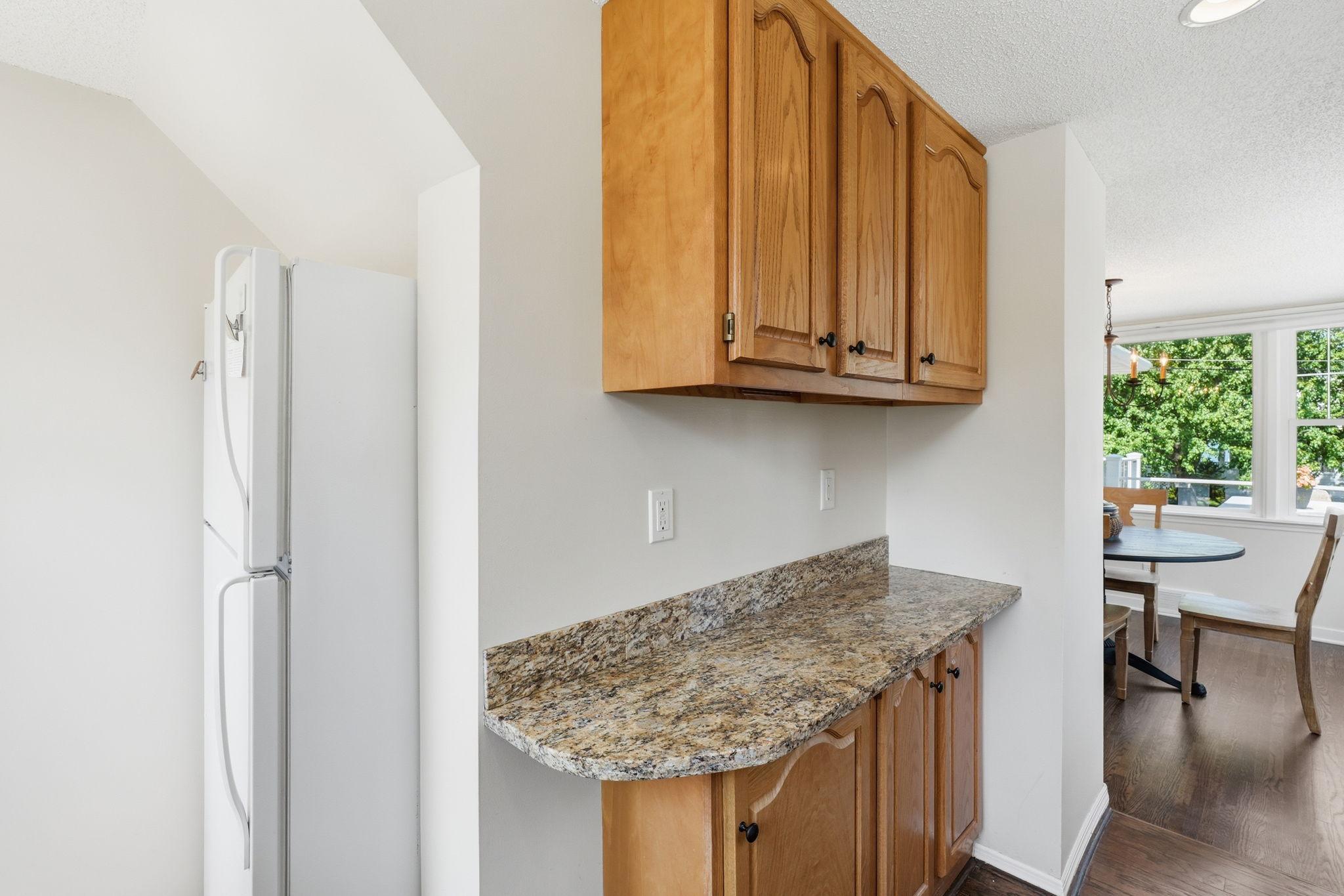 View of Residential at 2800 Center Road, Wayzata MN 55391, Wayzata (12 of 35) - Mike Wilen | Minnesota Team Real Estate