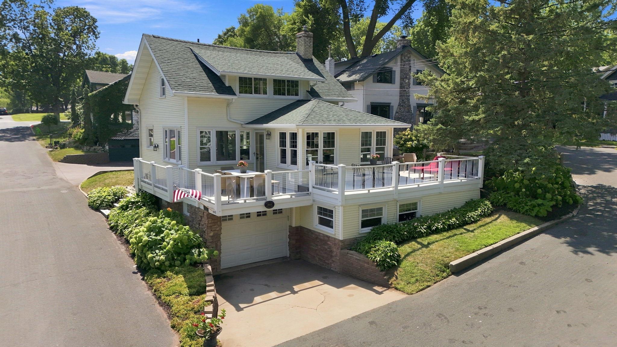 View of Residential at 2800 Center Road, Wayzata MN 55391, Wayzata (4 of 35) - Mike Wilen | Minnesota Team Real Estate