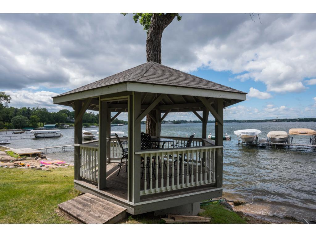 View of Residential at 2800 Center Road, Wayzata MN 55391, Wayzata (29 of 35) - Mike Wilen | Minnesota Team Real Estate