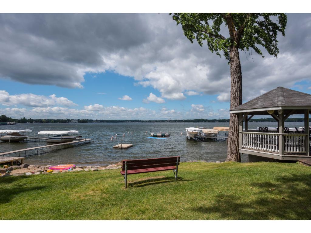 View of Residential at 2800 Center Road, Wayzata MN 55391, Wayzata (26 of 35) - Mike Wilen | Minnesota Team Real Estate