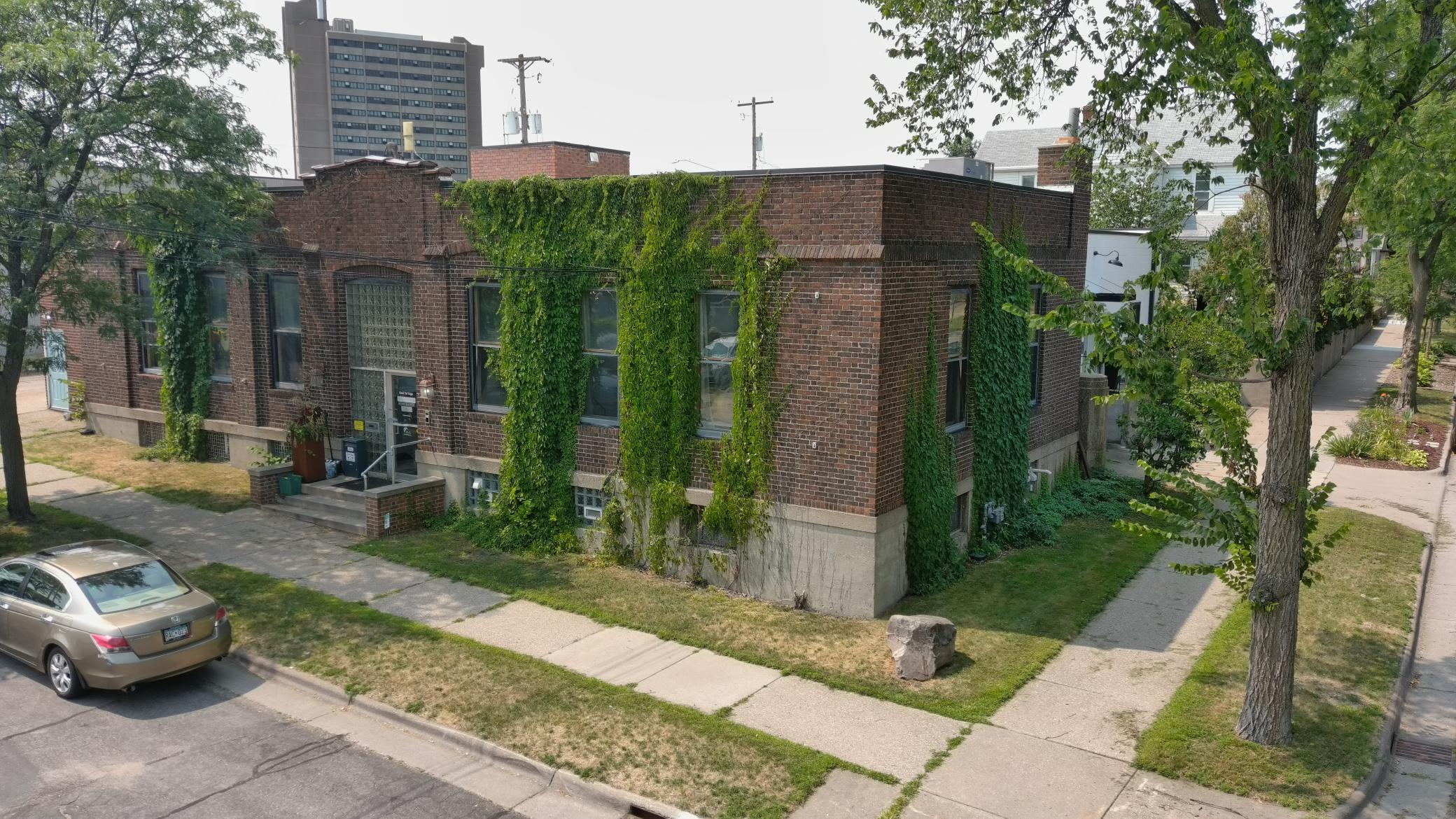 View of Commercial Sale at 1828 Jefferson Street, Minneapolis MN 55418, Minneapolis (10 of 26) - Mike Wilen | Minnesota Team Real Estate