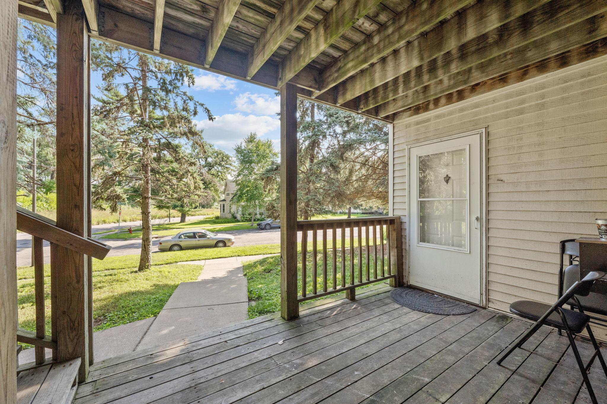 View of Commercial Sale at 1053 Cromwell Avenue, Saint Paul MN 55114, Saint Paul (3 of 13) - Mike Wilen | Minnesota Team Real Estate