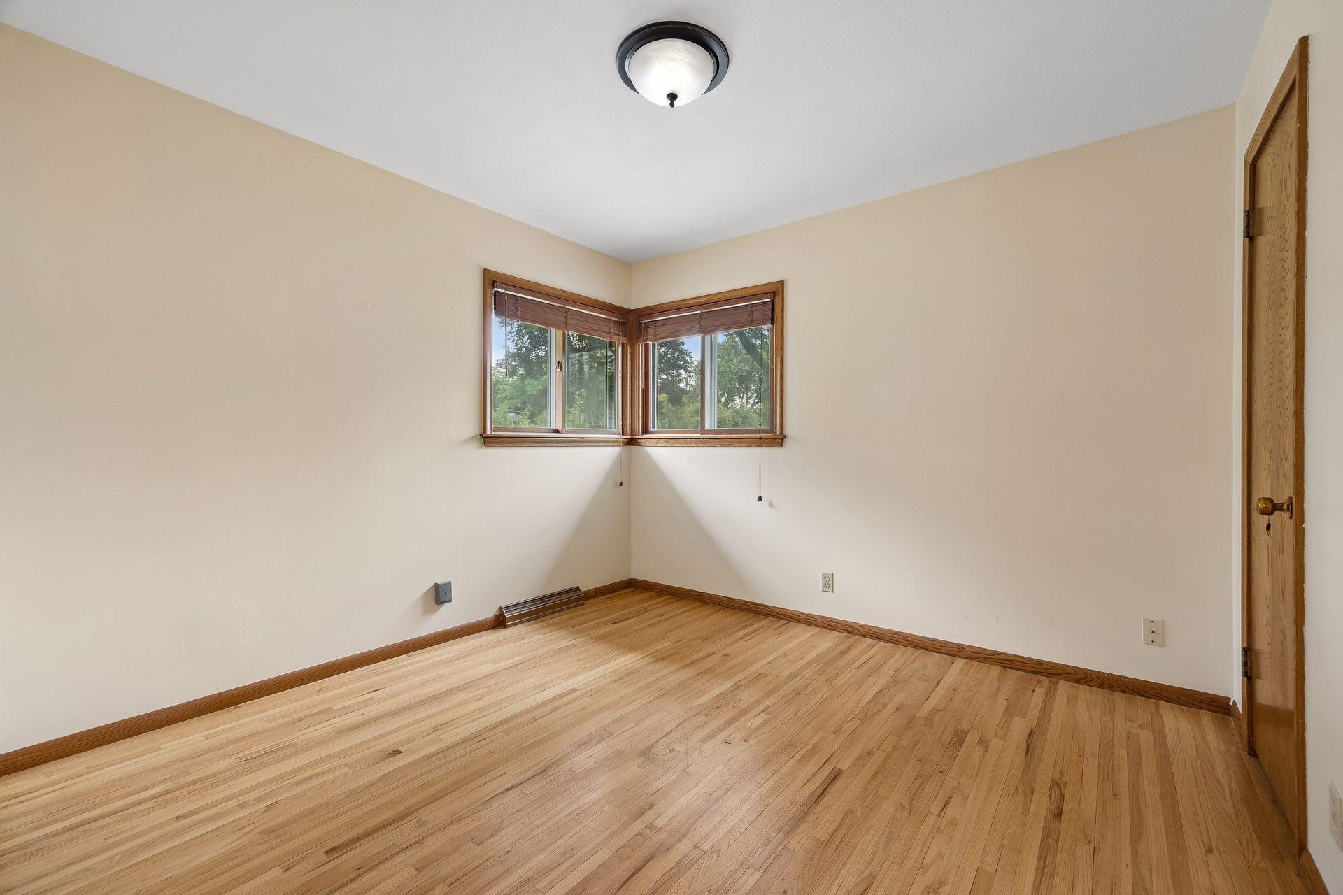 View of Residential at 5073 Holiday Road, Minnetonka MN 55345, Minnetonka (28 of 52) - Mike Wilen | Minnesota Team Real Estate
