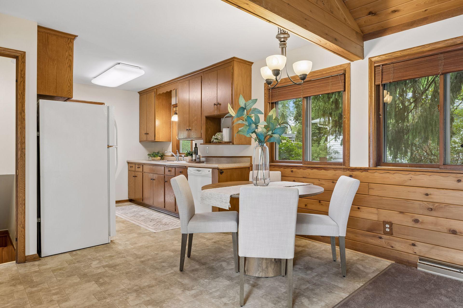 View of Residential at 5073 Holiday Road, Minnetonka MN 55345, Minnetonka (19 of 52) - Mike Wilen | Minnesota Team Real Estate
