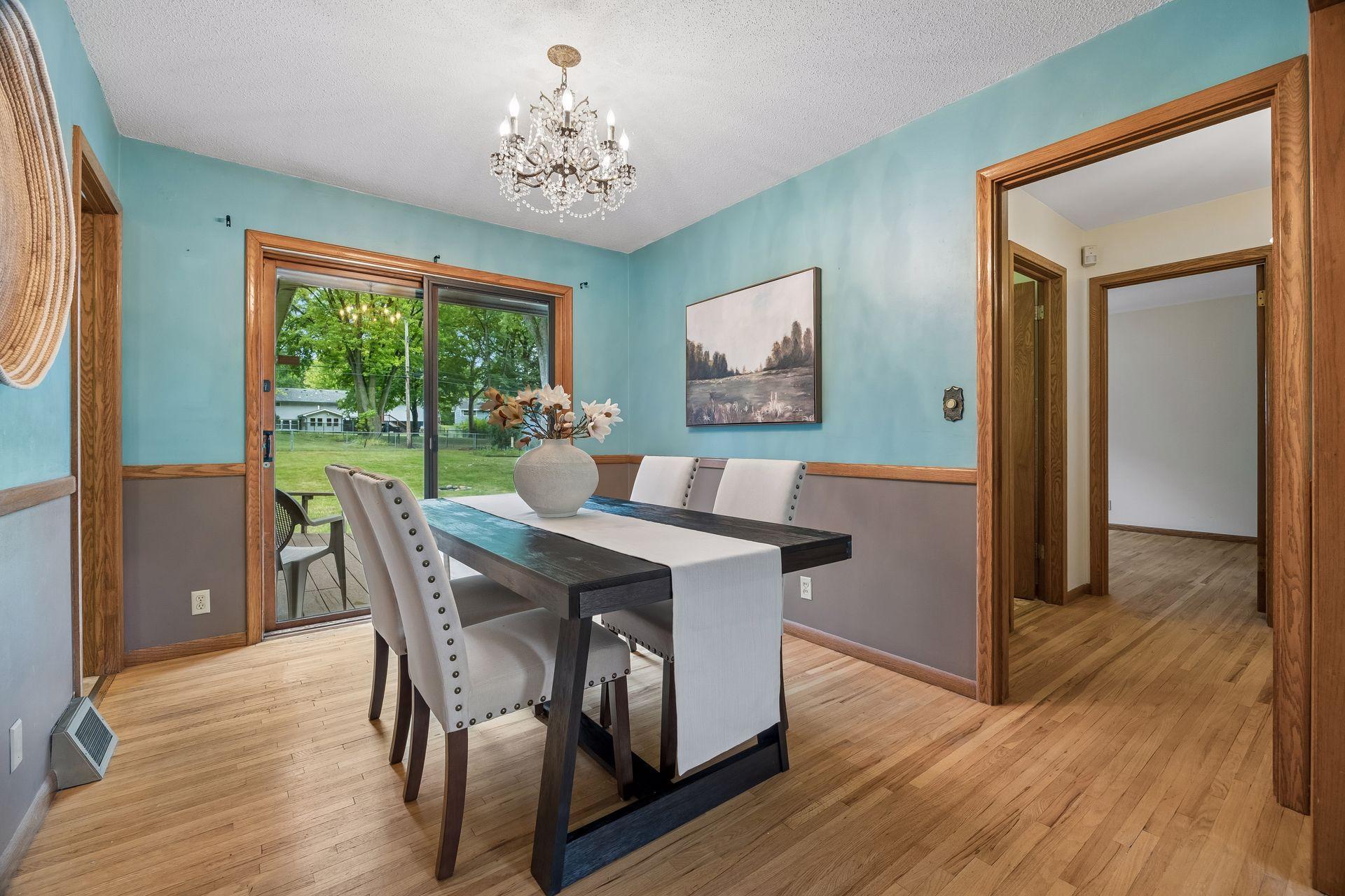 View of Residential at 5073 Holiday Road, Minnetonka MN 55345, Minnetonka (12 of 52) - Mike Wilen | Minnesota Team Real Estate