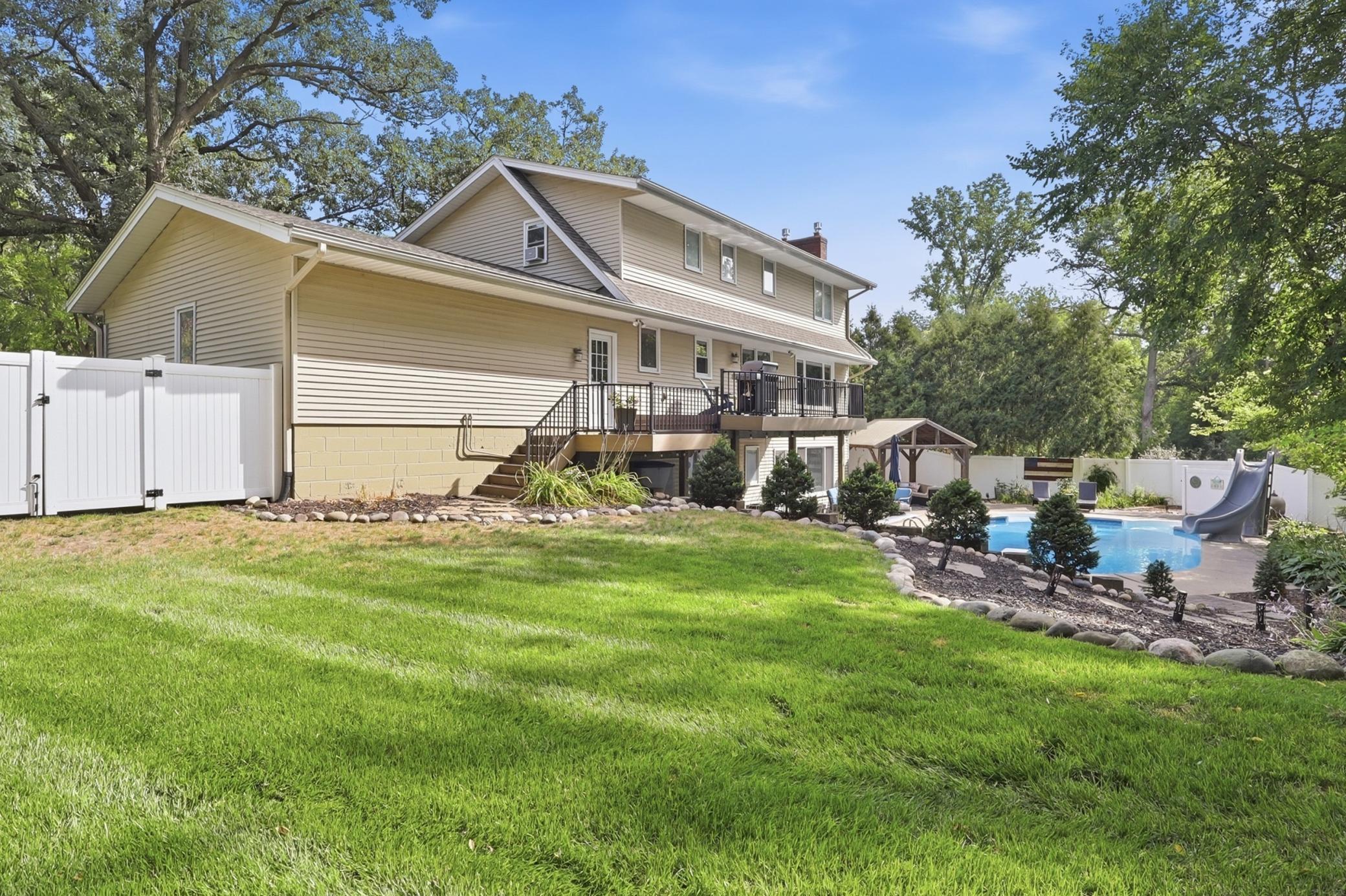 View of Residential at 2917 Sequoia Court, Burnsville MN 55337, Burnsville (40 of 61) - Mike Wilen | Minnesota Team Real Estate