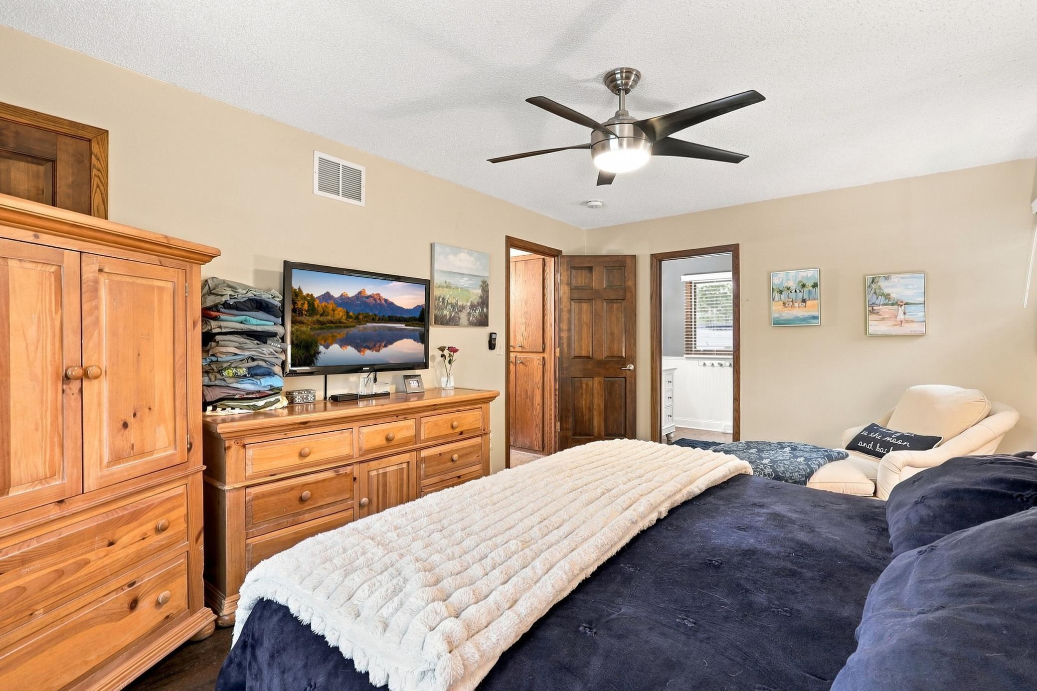 View of Residential at 2917 Sequoia Court, Burnsville MN 55337, Burnsville (22 of 61) - Mike Wilen | Minnesota Team Real Estate