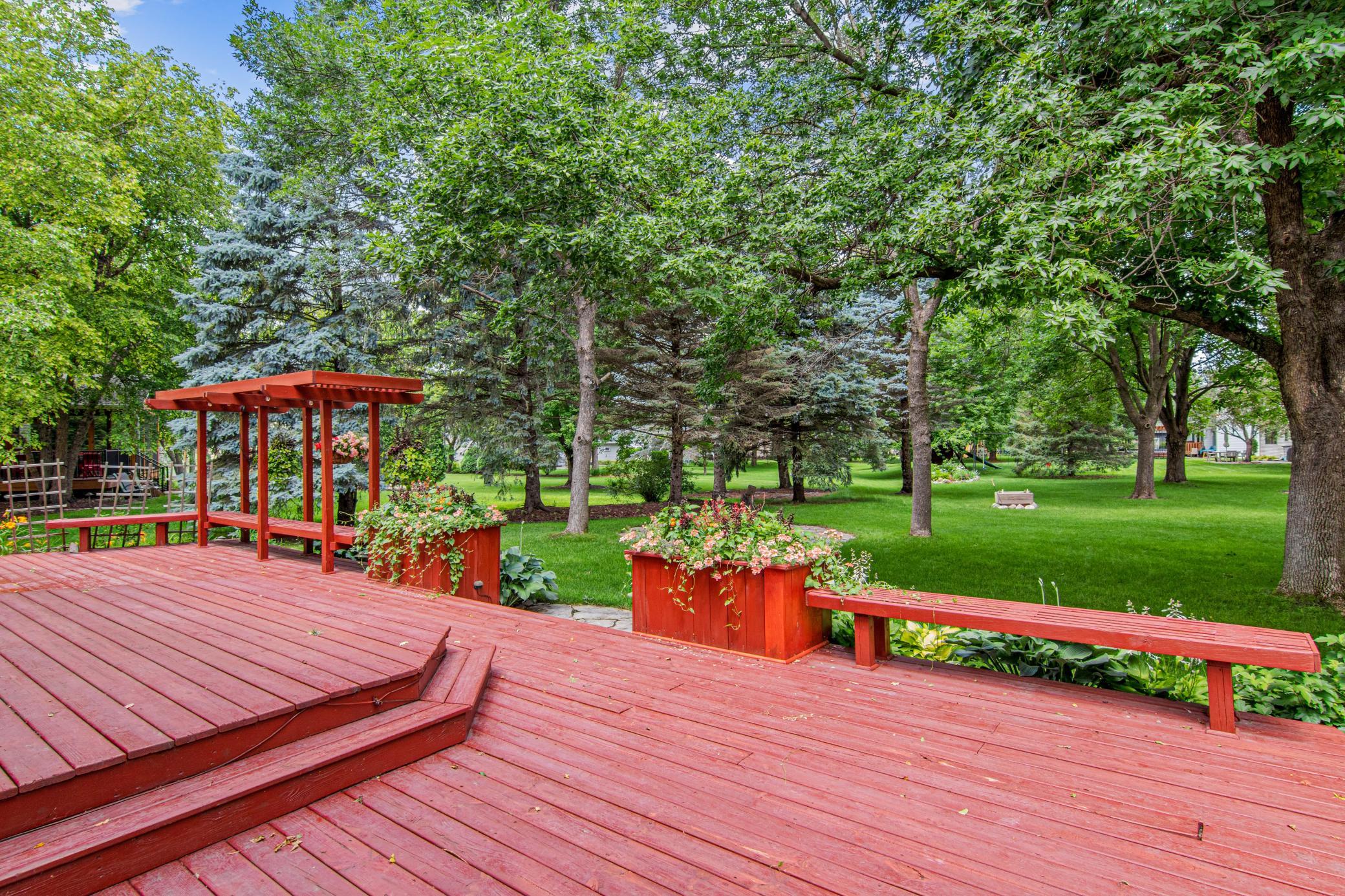 View of Residential at 8441 Lake Drive, Chanhassen MN 55317, Chanhassen (22 of 43) - Mike Wilen | Minnesota Team Real Estate