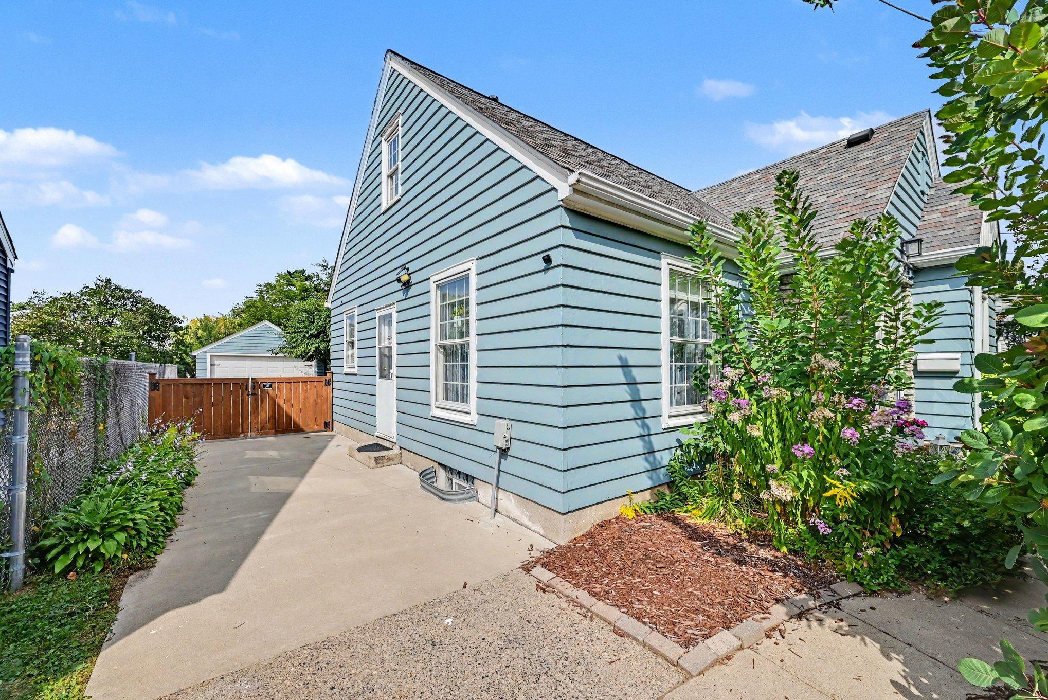 View of Residential at 5940 Clinton Avenue, Minneapolis MN 55419, Minneapolis (21 of 23) - Mike Wilen | Minnesota Team Real Estate