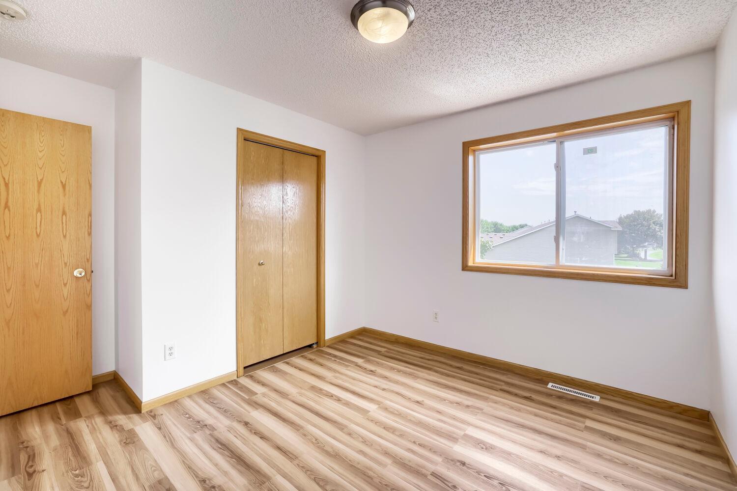 View of Residential at 4024 Blakewood Drive, Shakopee MN 55379, Shakopee (22 of 27) - Mike Wilen | Minnesota Team Real Estate